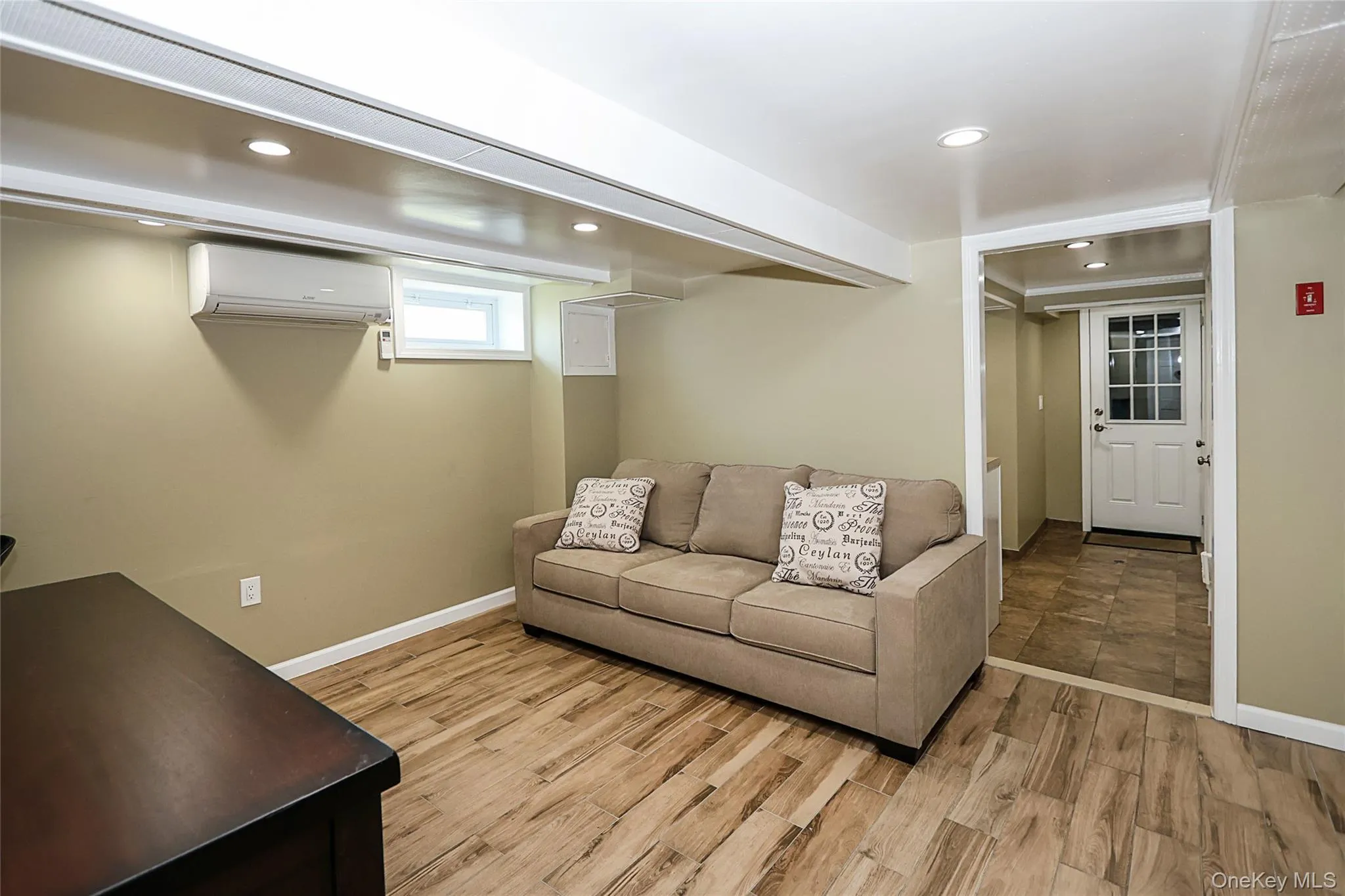 95-20 239th Street, Hempstead, NY, 3 Bedrooms Bedrooms, 6 Rooms Rooms,2 BathroomsBathrooms,Residential,For Rent,239th,0,1005271 95-20 239th Street, Hempstead, NY, 3 Bedrooms Bedrooms, 6 Rooms Rooms,2 BathroomsBathrooms,Residential,For Rent,239th,0,1005271