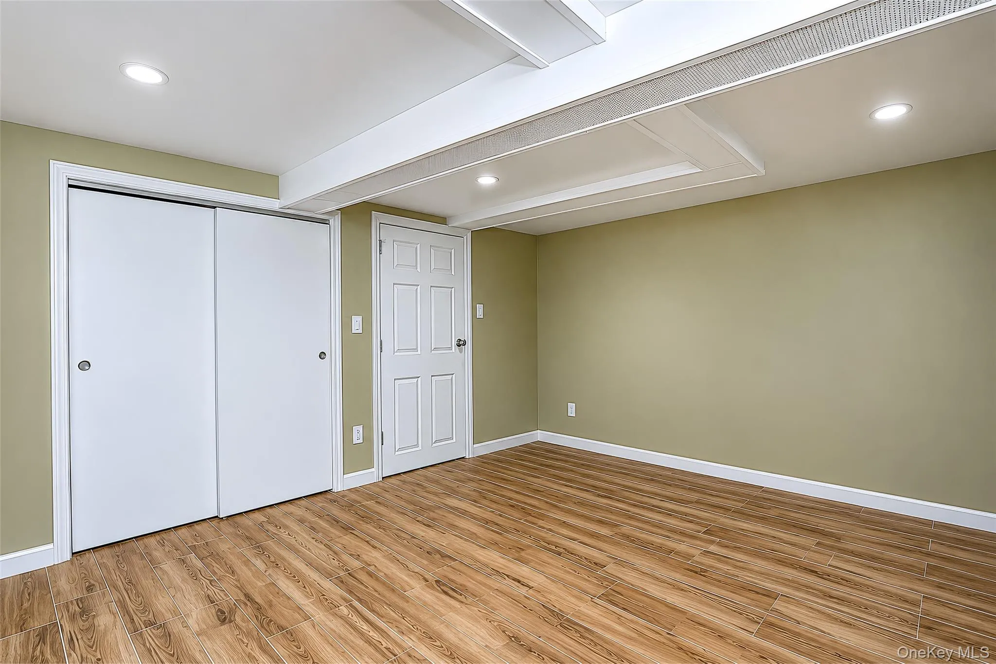 95-20 239th Street, Hempstead, NY, 3 Bedrooms Bedrooms, 6 Rooms Rooms,2 BathroomsBathrooms,Residential,For Rent,239th,0,1005271 95-20 239th Street, Hempstead, NY, 3 Bedrooms Bedrooms, 6 Rooms Rooms,2 BathroomsBathrooms,Residential,For Rent,239th,0,1005271