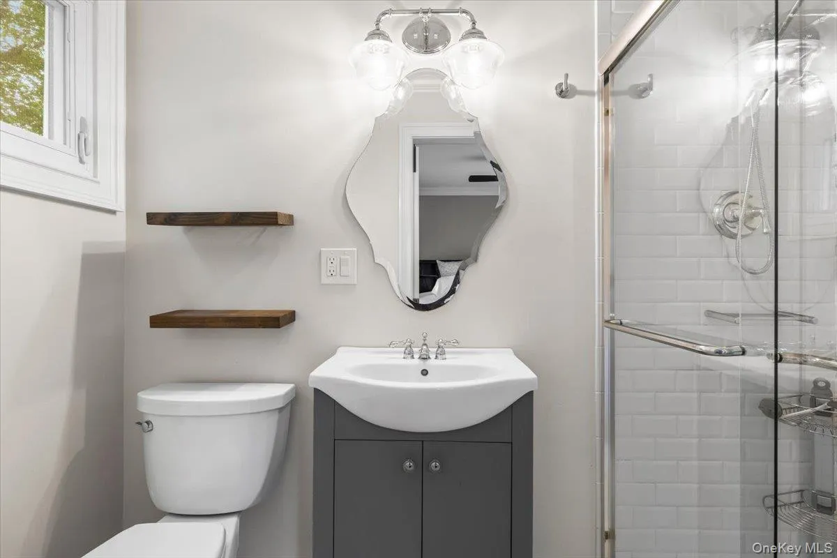 Ensuite primary bathroom Ensuite primary bathroom