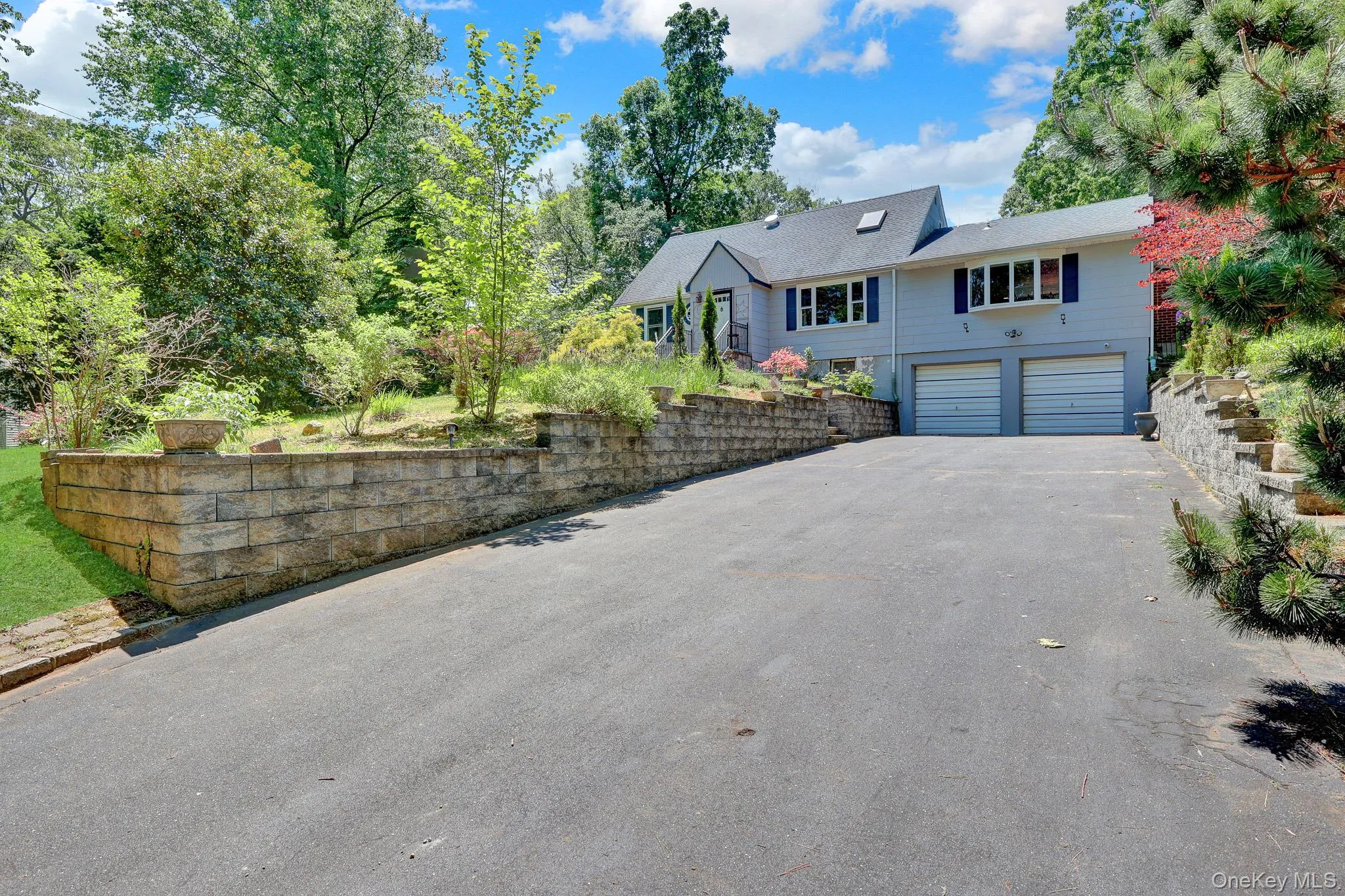 100 Elwood Road, Huntington, NY, 4 Bedrooms Bedrooms, 9 Rooms Rooms,2 BathroomsBathrooms,Residential,For Rent,Elwood,0,1005280 100 Elwood Road, Huntington, NY, 4 Bedrooms Bedrooms, 9 Rooms Rooms,2 BathroomsBathrooms,Residential,For Rent,Elwood,0,1005280