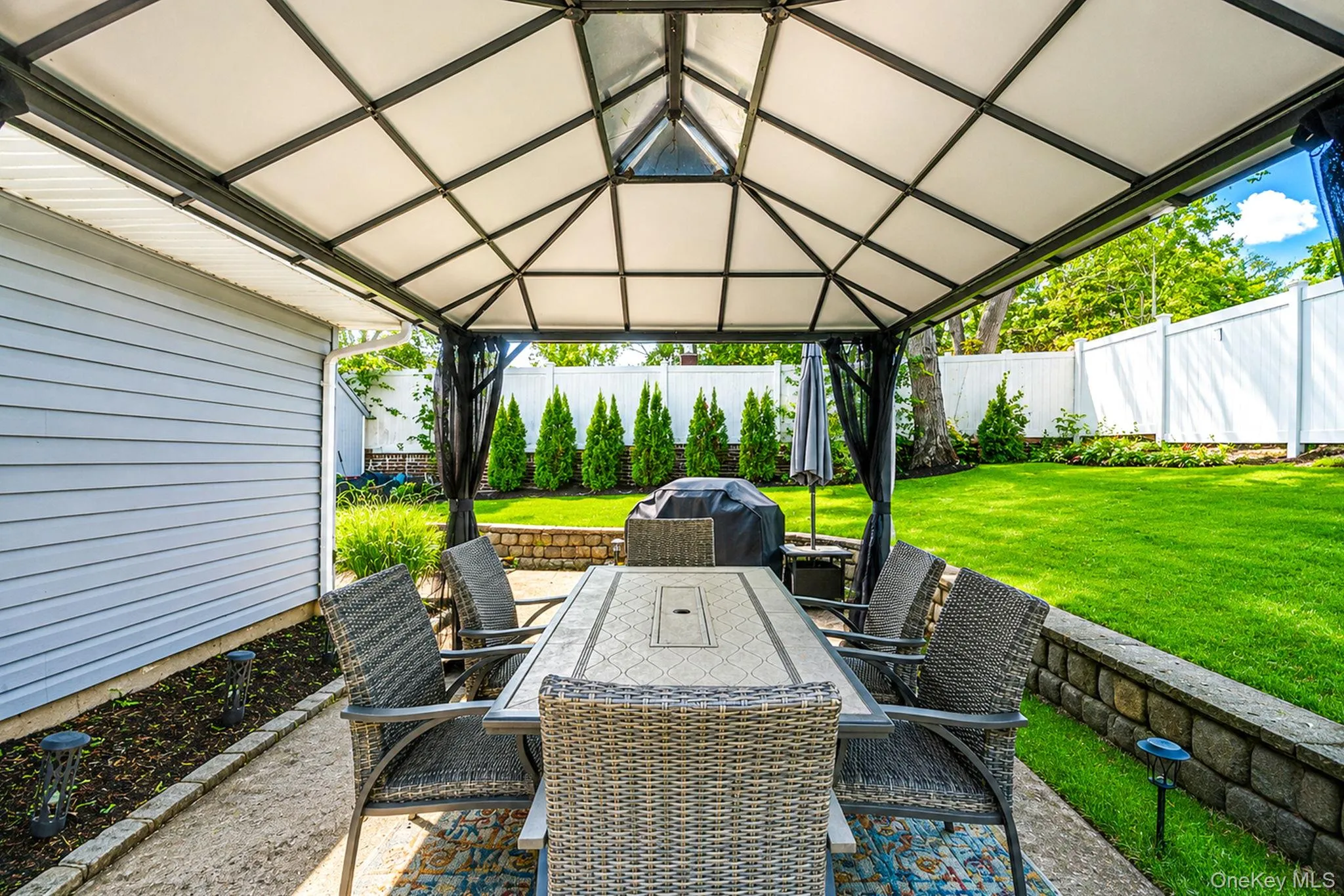 16 Valley Street, Brookhaven, NY, 3 Bedrooms Bedrooms, 6 Rooms Rooms,1 BathroomBathrooms,Residential,For Rent,Valley,0,1005284 16 Valley Street, Brookhaven, NY, 3 Bedrooms Bedrooms, 6 Rooms Rooms,1 BathroomBathrooms,Residential,For Rent,Valley,0,1005284
