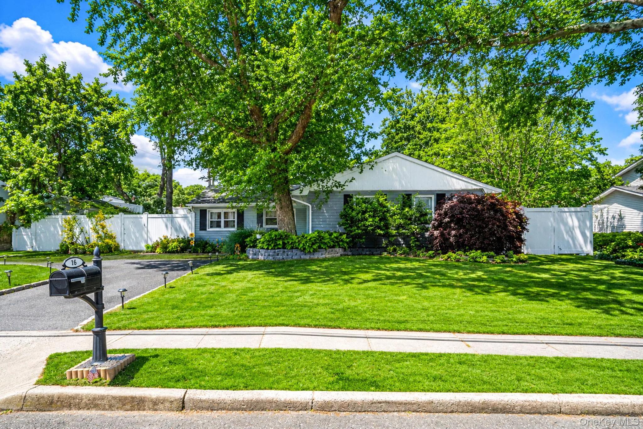 16 Valley Street, Brookhaven, NY, 3 Bedrooms Bedrooms, 6 Rooms Rooms,1 BathroomBathrooms,Residential,For Rent,Valley,0,1005284 16 Valley Street, Brookhaven, NY, 3 Bedrooms Bedrooms, 6 Rooms Rooms,1 BathroomBathrooms,Residential,For Rent,Valley,0,1005284