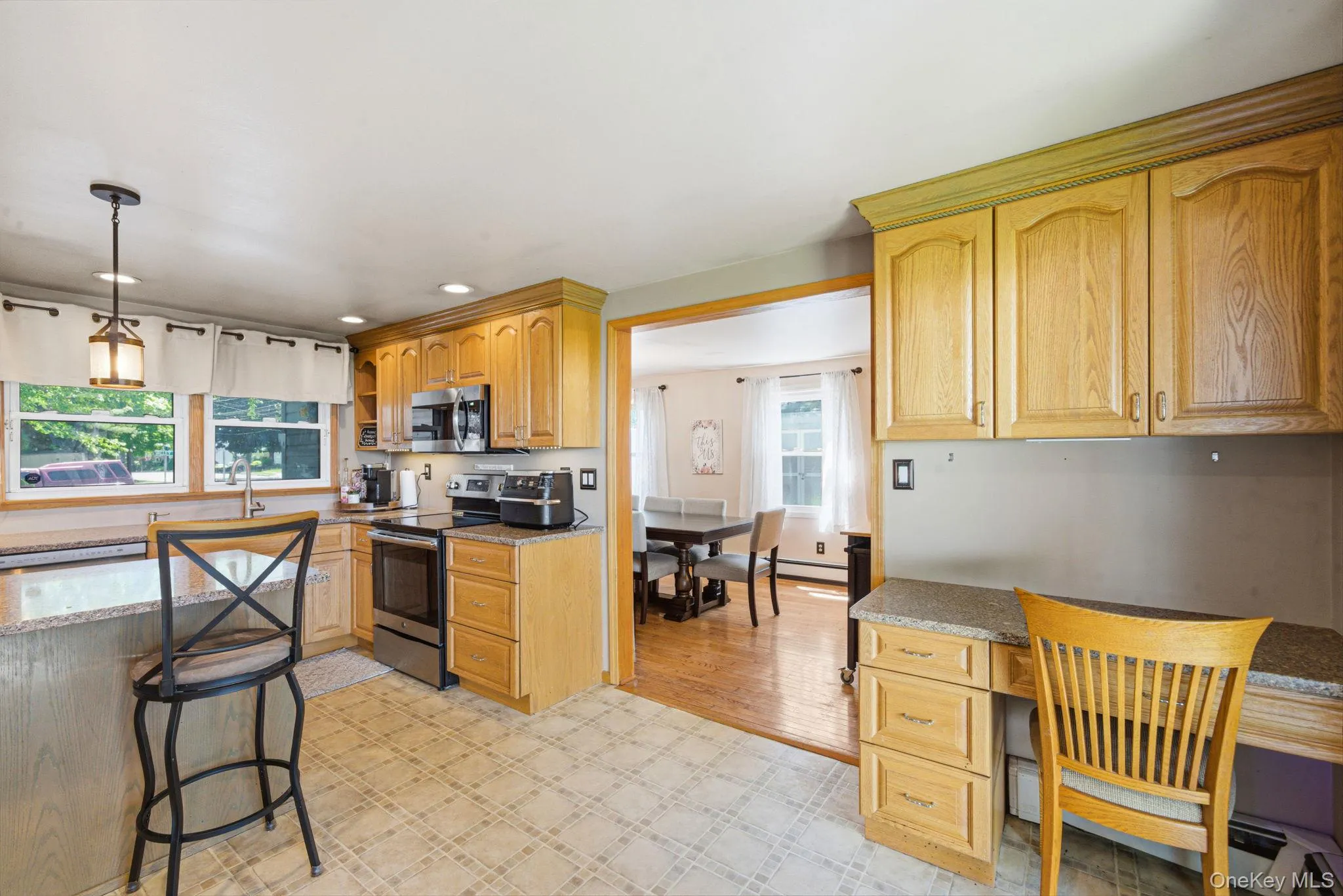 16 Valley Street, Brookhaven, NY, 3 Bedrooms Bedrooms, 6 Rooms Rooms,1 BathroomBathrooms,Residential,For Rent,Valley,0,1005284 16 Valley Street, Brookhaven, NY, 3 Bedrooms Bedrooms, 6 Rooms Rooms,1 BathroomBathrooms,Residential,For Rent,Valley,0,1005284