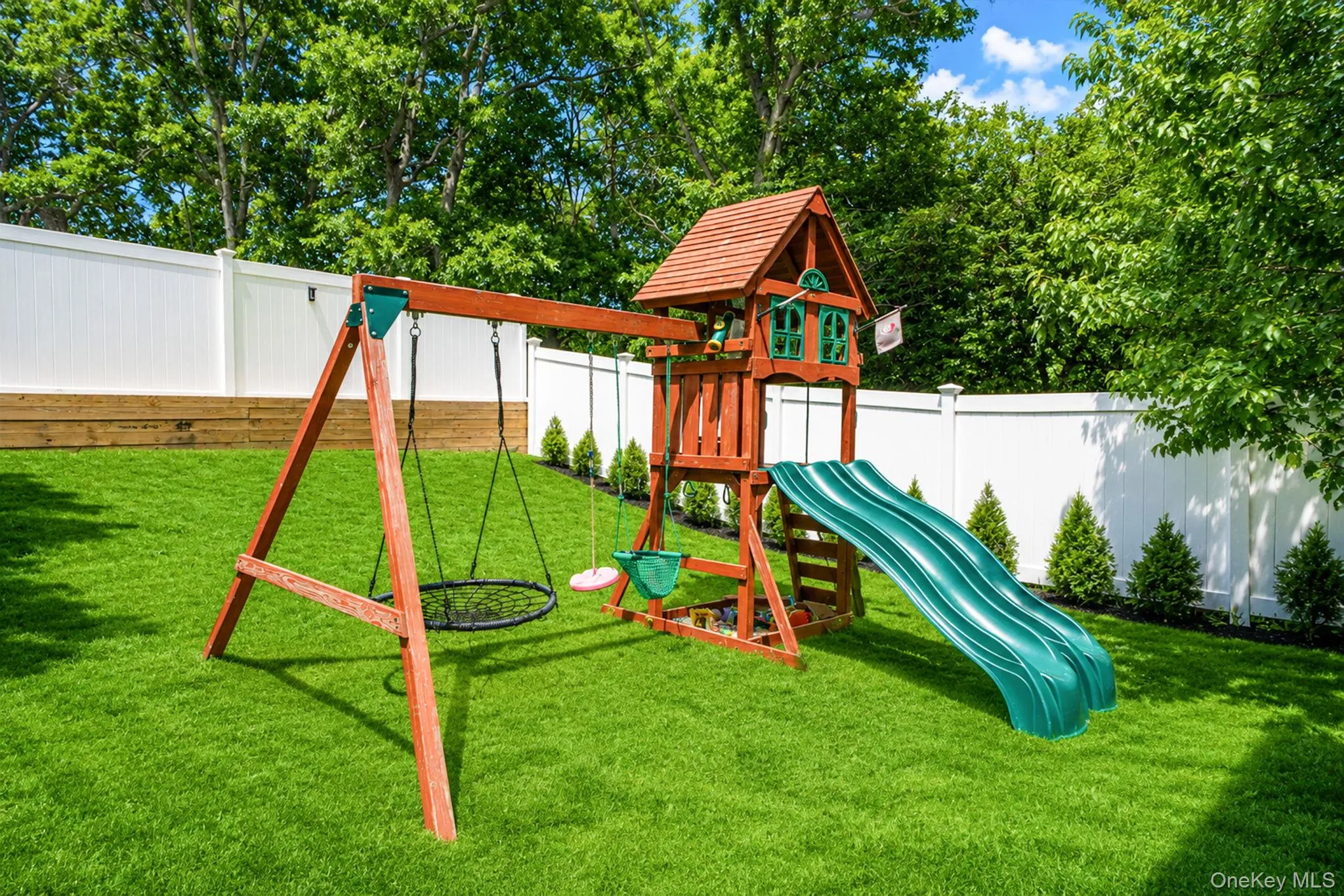 16 Valley Street, Brookhaven, NY, 3 Bedrooms Bedrooms, 6 Rooms Rooms,1 BathroomBathrooms,Residential,For Rent,Valley,0,1005284 16 Valley Street, Brookhaven, NY, 3 Bedrooms Bedrooms, 6 Rooms Rooms,1 BathroomBathrooms,Residential,For Rent,Valley,0,1005284