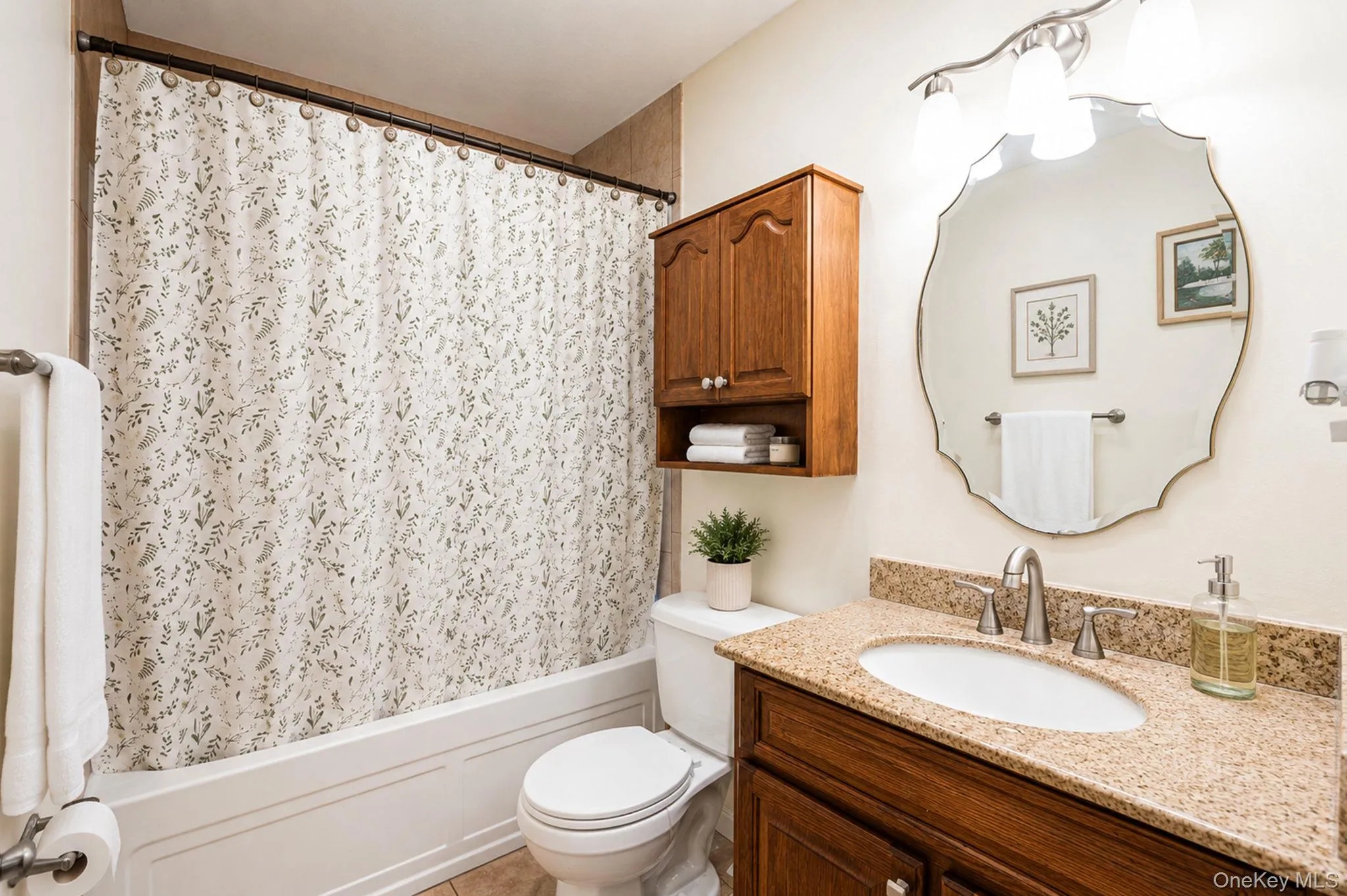 49 Washington Avenue, Brookhaven, NY, 3 Bedrooms Bedrooms, 6 Rooms Rooms,2 BathroomsBathrooms,Residential,For Rent,Washington,0,1005285 49 Washington Avenue, Brookhaven, NY, 3 Bedrooms Bedrooms, 6 Rooms Rooms,2 BathroomsBathrooms,Residential,For Rent,Washington,0,1005285