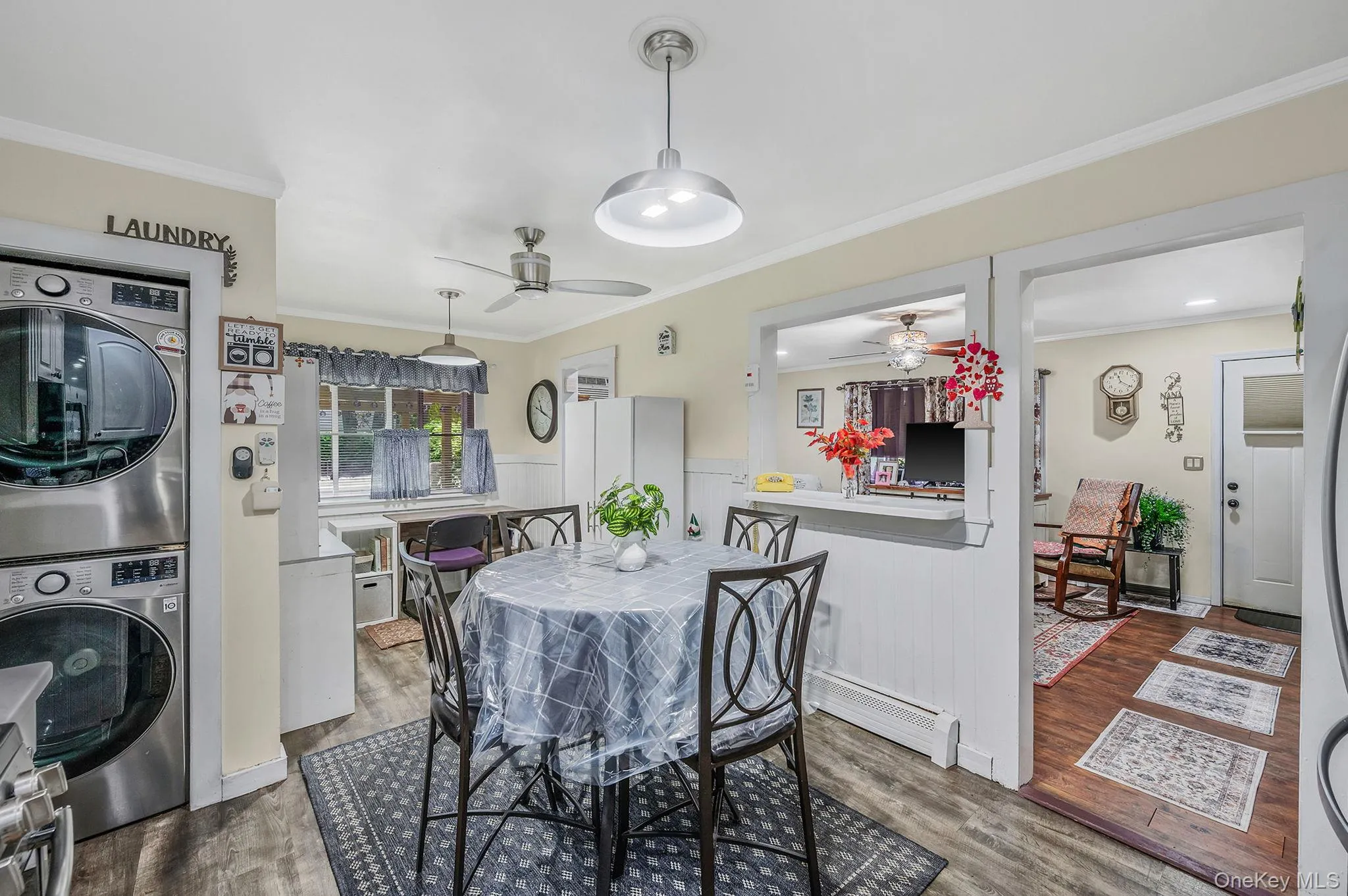 49 Washington Avenue, Brookhaven, NY, 3 Bedrooms Bedrooms, 6 Rooms Rooms,2 BathroomsBathrooms,Residential,For Rent,Washington,0,1005285 49 Washington Avenue, Brookhaven, NY, 3 Bedrooms Bedrooms, 6 Rooms Rooms,2 BathroomsBathrooms,Residential,For Rent,Washington,0,1005285