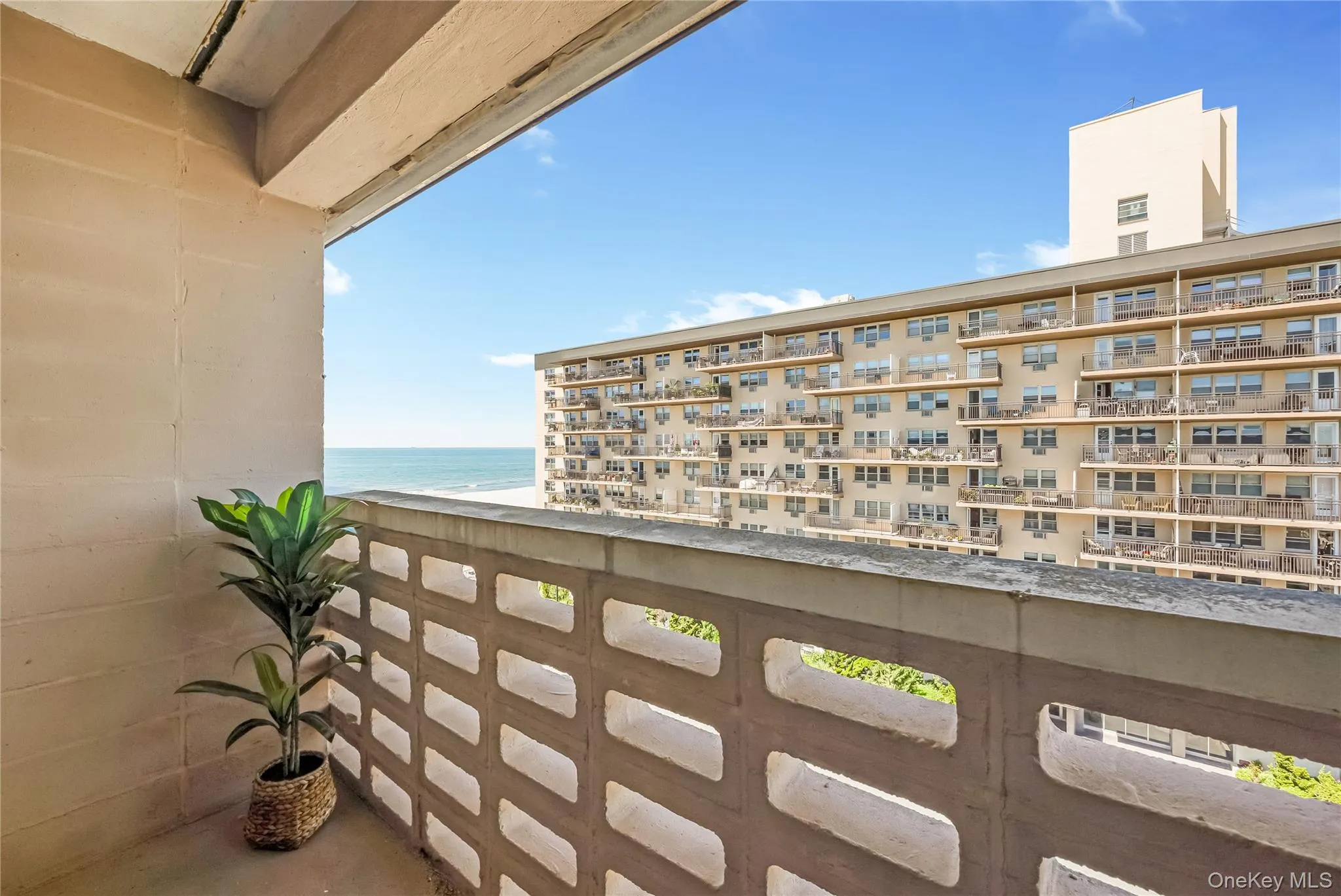 600 Shore Road, Long Beach, NY, 1 Bedroom Bedrooms, 4 Rooms Rooms,1 BathroomBathrooms,Residential,For Rent,Shore,0,1005294 600 Shore Road, Long Beach, NY, 1 Bedroom Bedrooms, 4 Rooms Rooms,1 BathroomBathrooms,Residential,For Rent,Shore,0,1005294