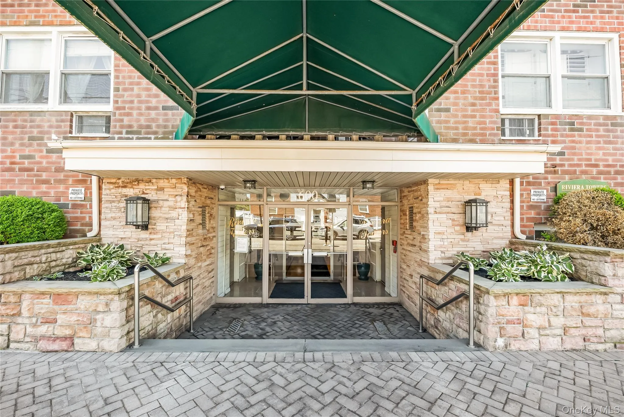 600 Shore Road, Long Beach, NY, 1 Bedroom Bedrooms, 4 Rooms Rooms,1 BathroomBathrooms,Residential,For Rent,Shore,0,1005294 600 Shore Road, Long Beach, NY, 1 Bedroom Bedrooms, 4 Rooms Rooms,1 BathroomBathrooms,Residential,For Rent,Shore,0,1005294