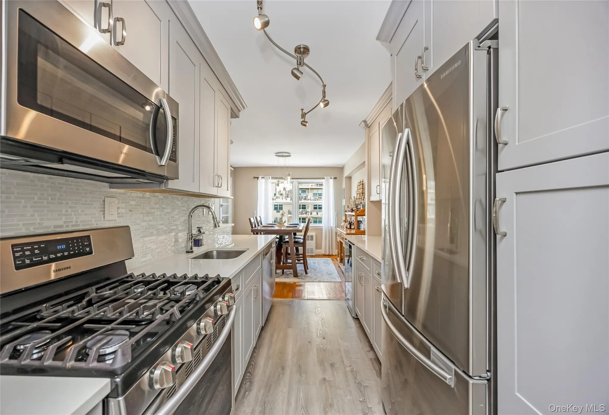 600 Shore Road, Long Beach, NY, 1 Bedroom Bedrooms, 4 Rooms Rooms,1 BathroomBathrooms,Residential,For Rent,Shore,0,1005294 600 Shore Road, Long Beach, NY, 1 Bedroom Bedrooms, 4 Rooms Rooms,1 BathroomBathrooms,Residential,For Rent,Shore,0,1005294