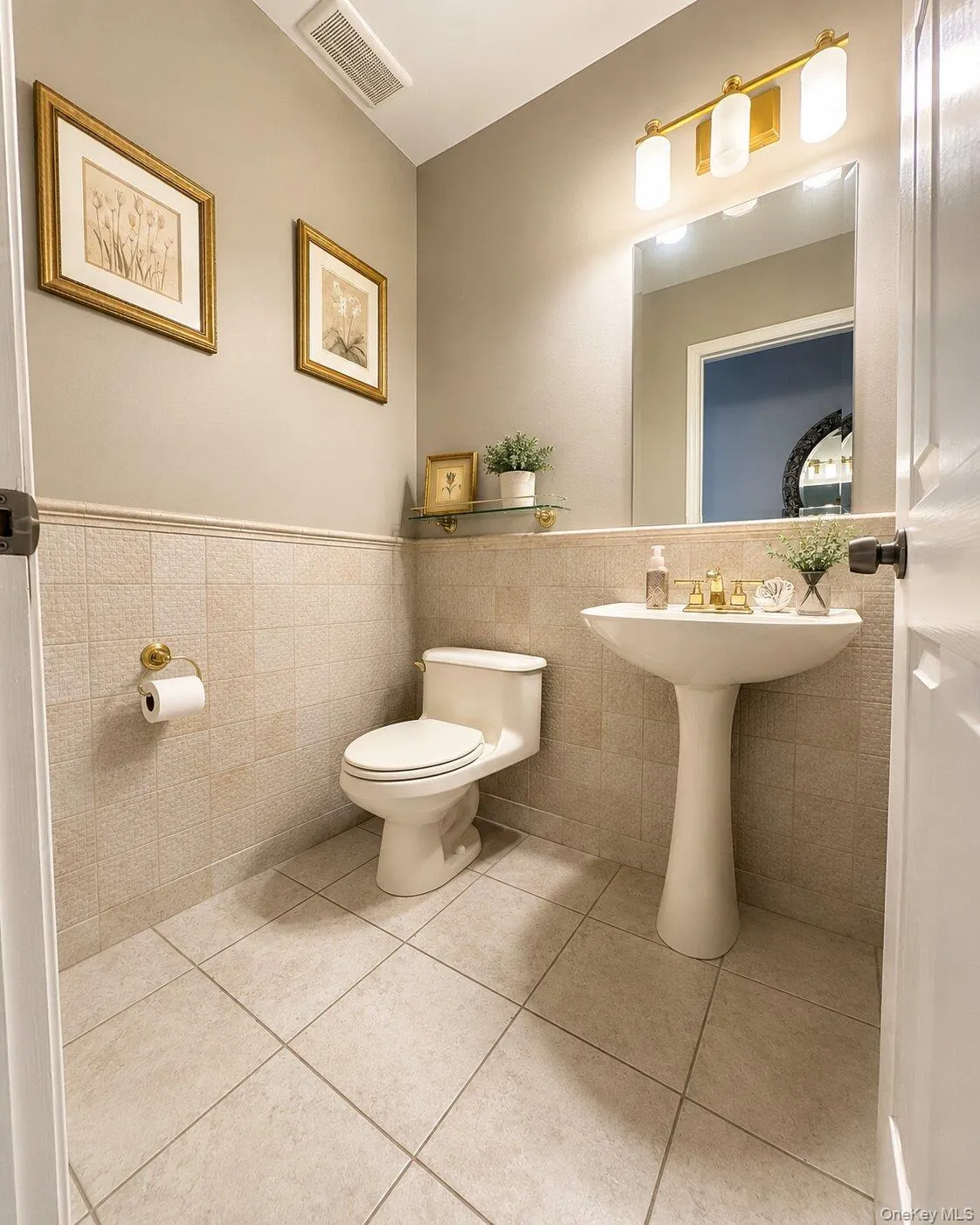 1 Matt Street, Brookhaven, NY, 5 Bedrooms Bedrooms, 5 Rooms Rooms,3 BathroomsBathrooms,Residential,For Rent,Matt,0,1005296 1 Matt Street, Brookhaven, NY, 5 Bedrooms Bedrooms, 5 Rooms Rooms,3 BathroomsBathrooms,Residential,For Rent,Matt,0,1005296