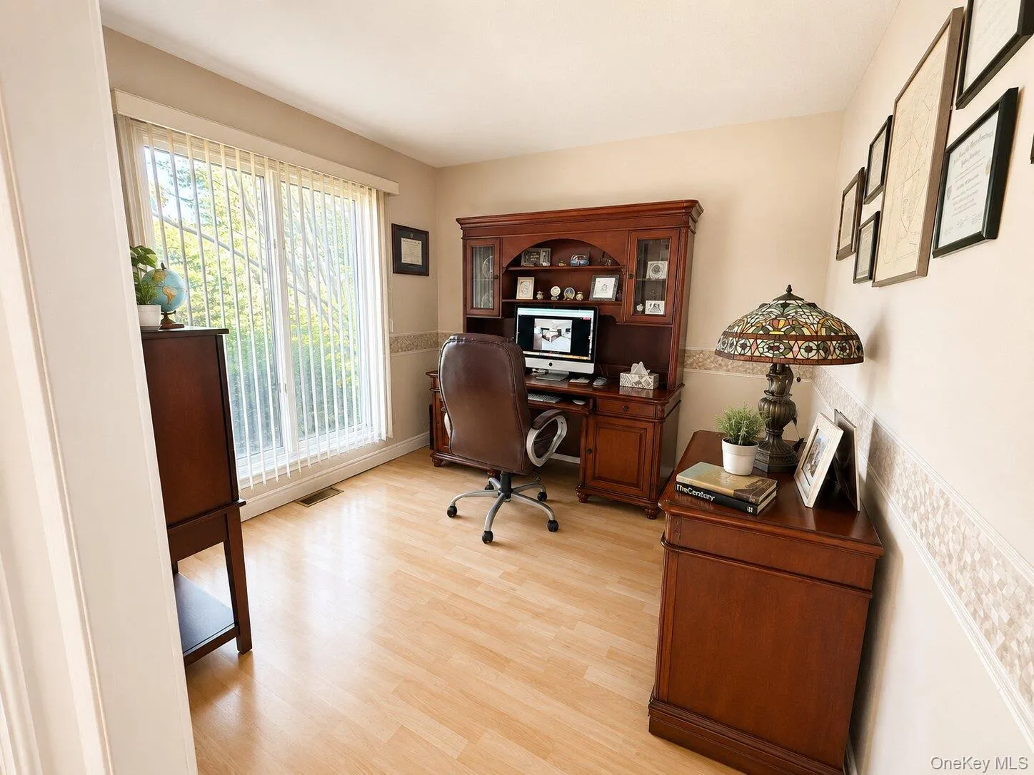 1 Matt Street, Brookhaven, NY, 5 Bedrooms Bedrooms, 5 Rooms Rooms,3 BathroomsBathrooms,Residential,For Rent,Matt,0,1005296 1 Matt Street, Brookhaven, NY, 5 Bedrooms Bedrooms, 5 Rooms Rooms,3 BathroomsBathrooms,Residential,For Rent,Matt,0,1005296