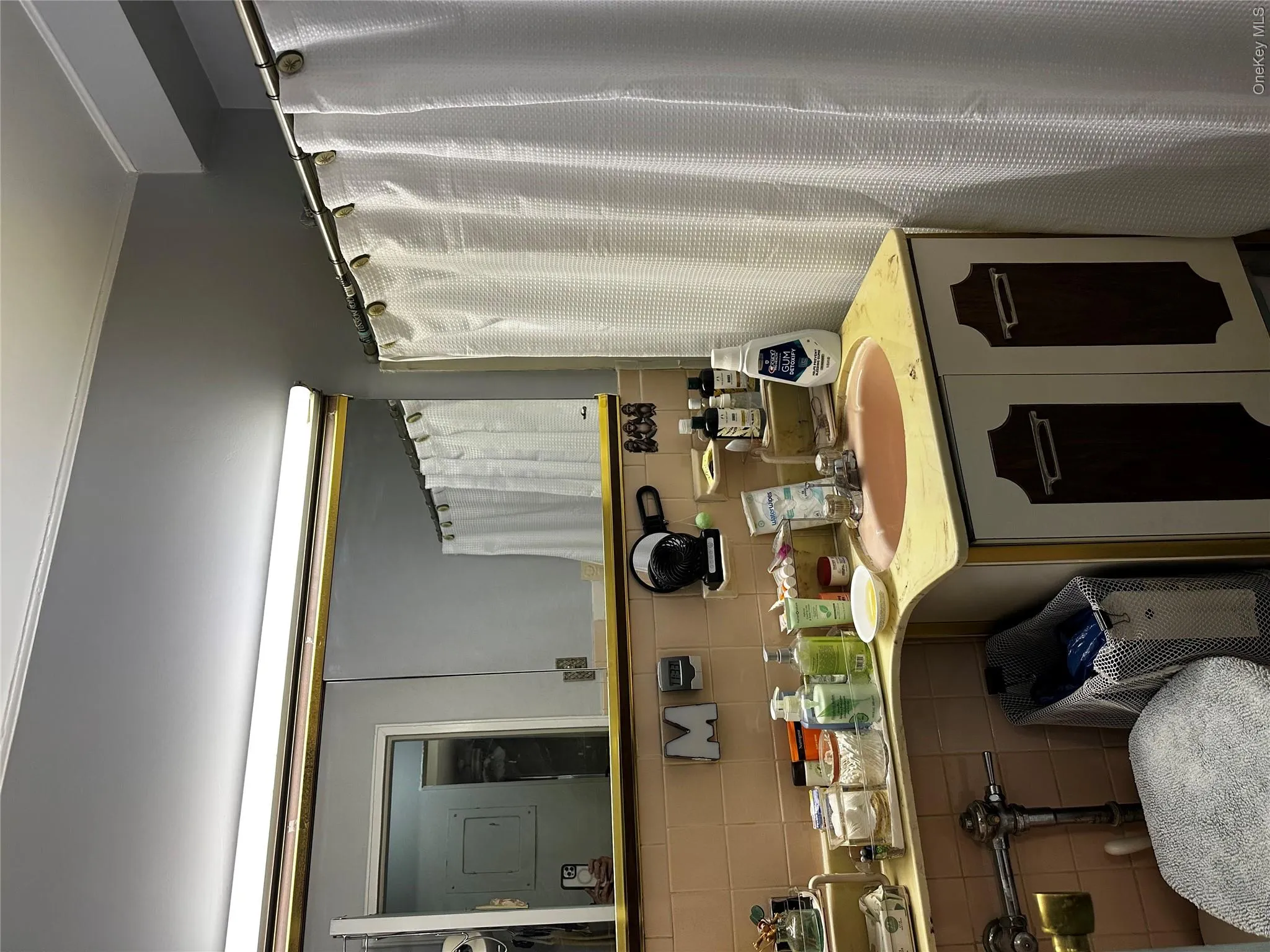149-30 88th Street, New York, NY, 2 Bedrooms Bedrooms, 5 Rooms Rooms,2 BathroomsBathrooms,Residential,For Rent,88th,0,1005300 149-30 88th Street, New York, NY, 2 Bedrooms Bedrooms, 5 Rooms Rooms,2 BathroomsBathrooms,Residential,For Rent,88th,0,1005300
