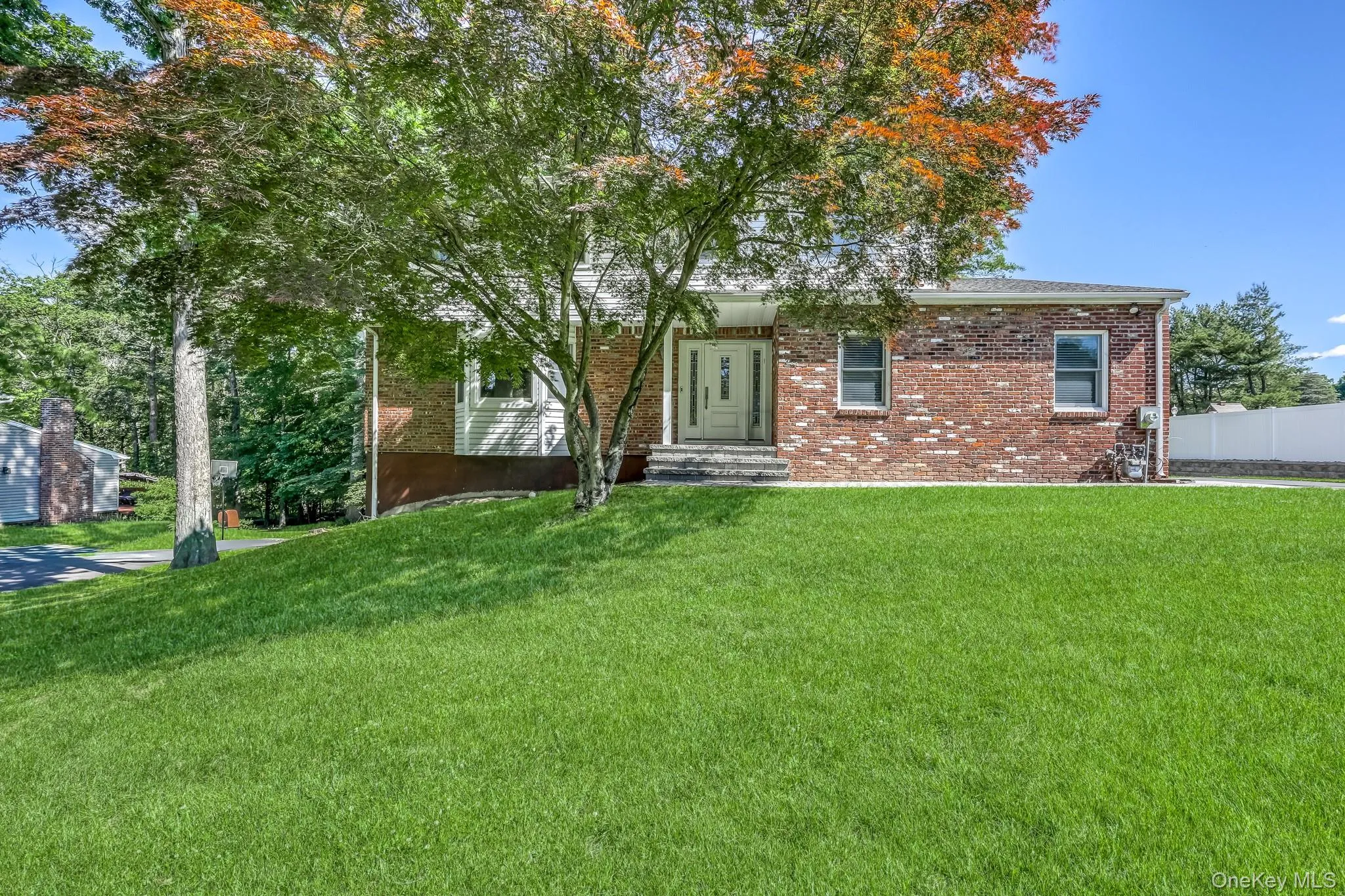 20 Dolphin Road, Clarkstown, NY, 5 Bedrooms Bedrooms, 13 Rooms Rooms,3 BathroomsBathrooms,Residential,For Rent,Dolphin,0,1005302 20 Dolphin Road, Clarkstown, NY, 5 Bedrooms Bedrooms, 13 Rooms Rooms,3 BathroomsBathrooms,Residential,For Rent,Dolphin,0,1005302