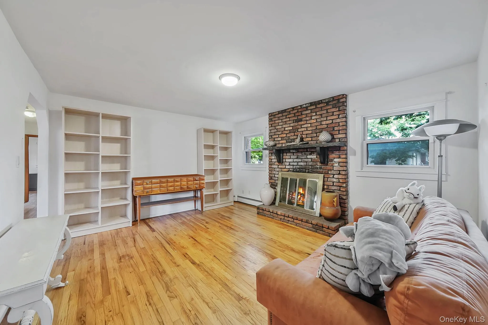 2 Linden Avenue, Brookhaven, NY, 3 Bedrooms Bedrooms, 6 Rooms Rooms,2 BathroomsBathrooms,Residential,For Rent,Linden,0,1005303 2 Linden Avenue, Brookhaven, NY, 3 Bedrooms Bedrooms, 6 Rooms Rooms,2 BathroomsBathrooms,Residential,For Rent,Linden,0,1005303