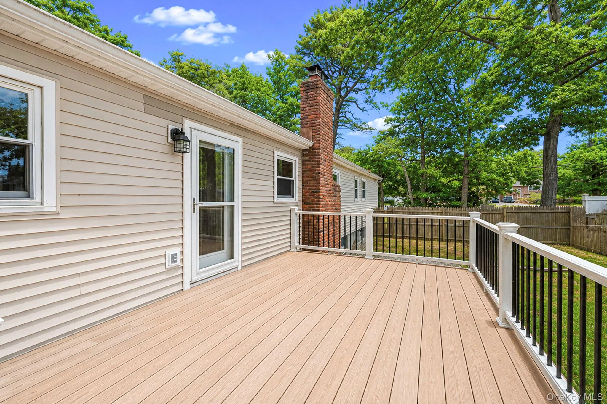 2 Linden Avenue, Brookhaven, NY, 3 Bedrooms Bedrooms, 6 Rooms Rooms,2 BathroomsBathrooms,Residential,For Rent,Linden,0,1005303 2 Linden Avenue, Brookhaven, NY, 3 Bedrooms Bedrooms, 6 Rooms Rooms,2 BathroomsBathrooms,Residential,For Rent,Linden,0,1005303