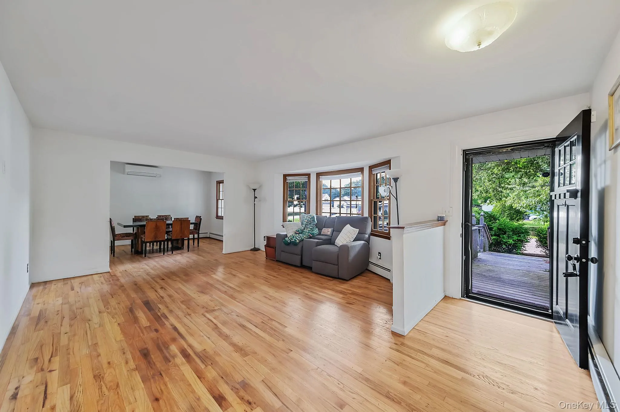 2 Linden Avenue, Brookhaven, NY, 3 Bedrooms Bedrooms, 6 Rooms Rooms,2 BathroomsBathrooms,Residential,For Rent,Linden,0,1005303 2 Linden Avenue, Brookhaven, NY, 3 Bedrooms Bedrooms, 6 Rooms Rooms,2 BathroomsBathrooms,Residential,For Rent,Linden,0,1005303