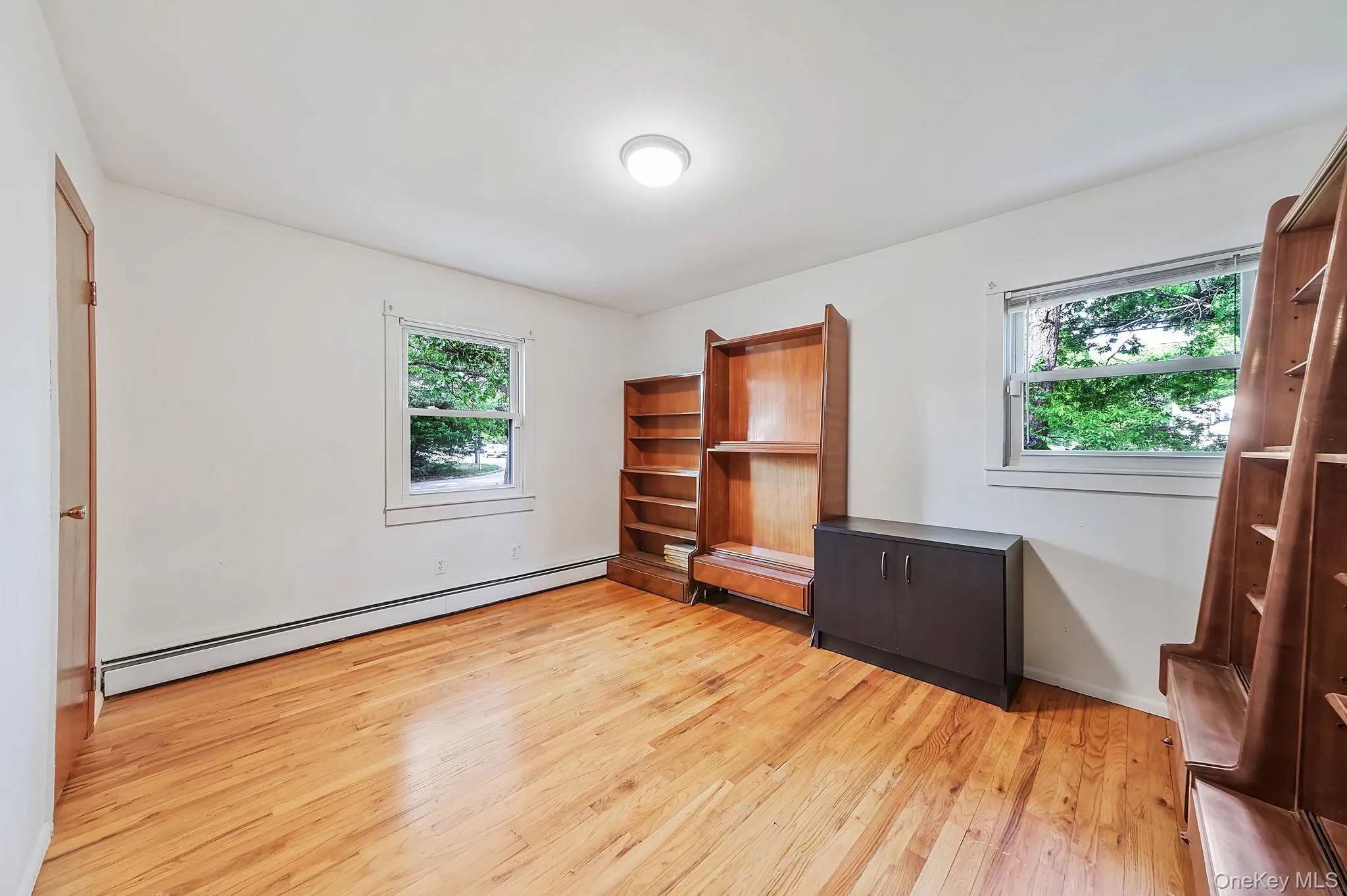 2 Linden Avenue, Brookhaven, NY, 3 Bedrooms Bedrooms, 6 Rooms Rooms,2 BathroomsBathrooms,Residential,For Rent,Linden,0,1005303 2 Linden Avenue, Brookhaven, NY, 3 Bedrooms Bedrooms, 6 Rooms Rooms,2 BathroomsBathrooms,Residential,For Rent,Linden,0,1005303