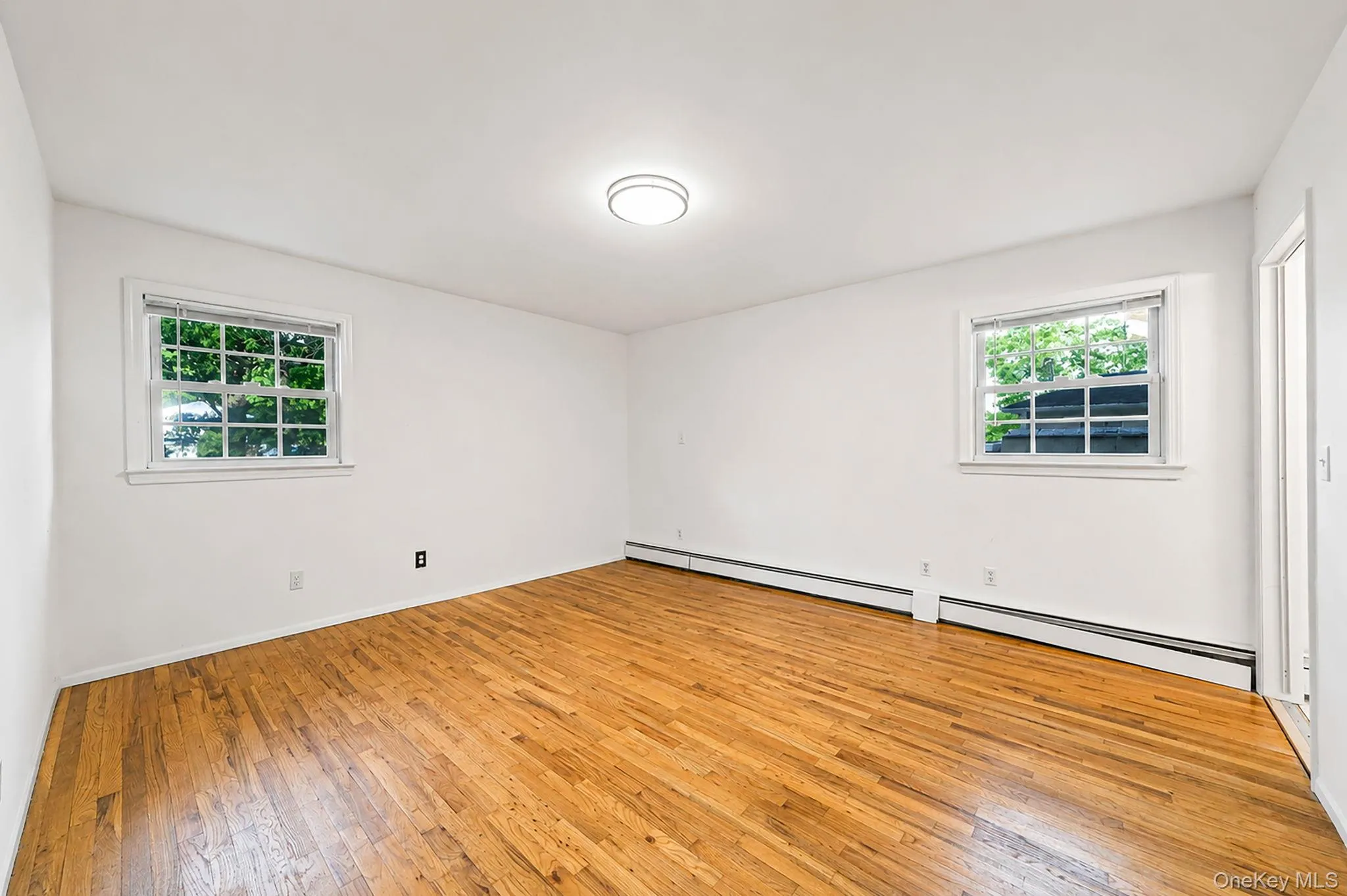 2 Linden Avenue, Brookhaven, NY, 3 Bedrooms Bedrooms, 6 Rooms Rooms,2 BathroomsBathrooms,Residential,For Rent,Linden,0,1005303 2 Linden Avenue, Brookhaven, NY, 3 Bedrooms Bedrooms, 6 Rooms Rooms,2 BathroomsBathrooms,Residential,For Rent,Linden,0,1005303