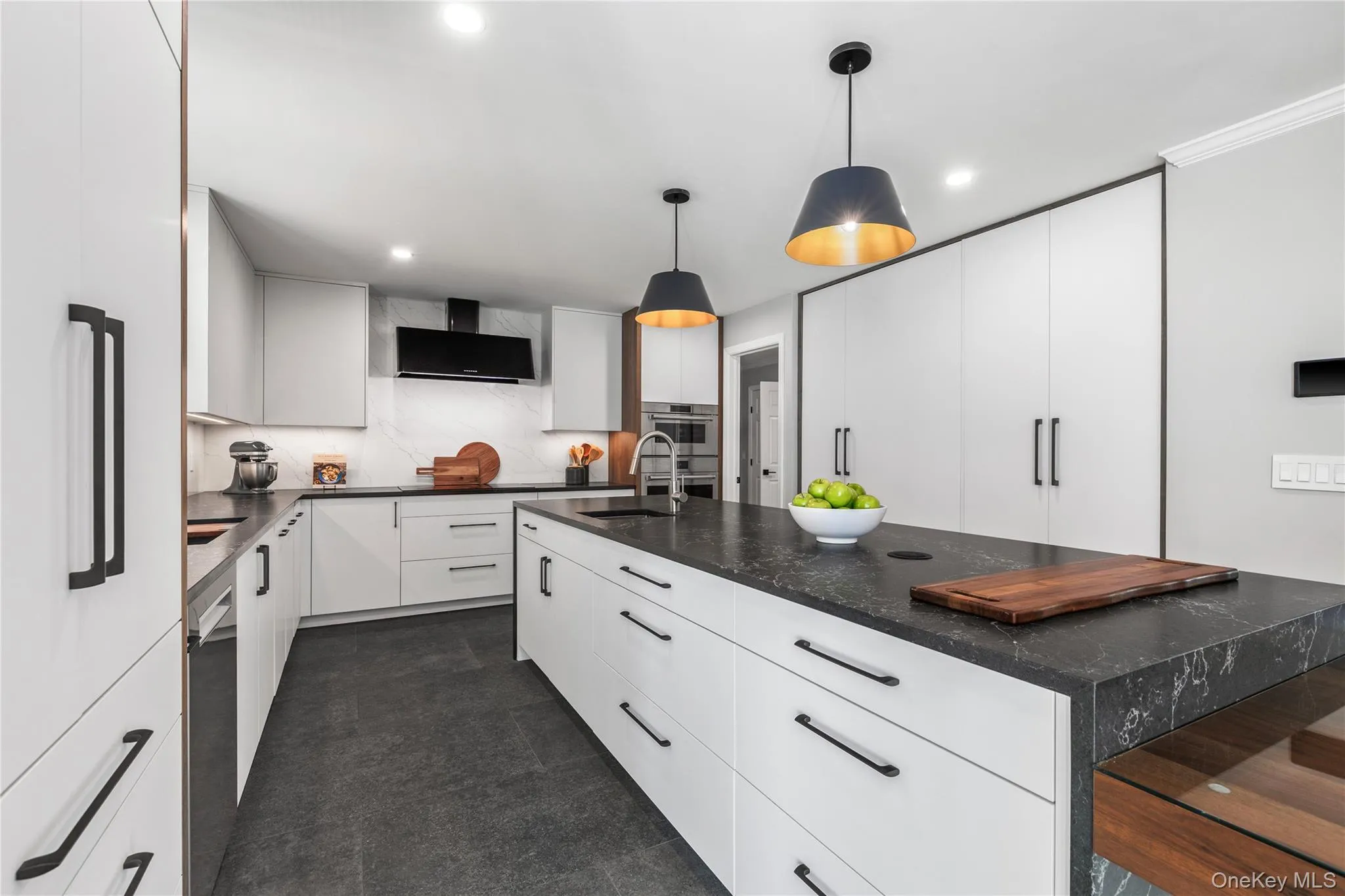 Thoughtful storage is abundant, counter space is plentiful, and when the meals are finished, order is easily restored. Thoughtful storage is abundant, counter space is plentiful, and when the meals are finished, order is easily restored.