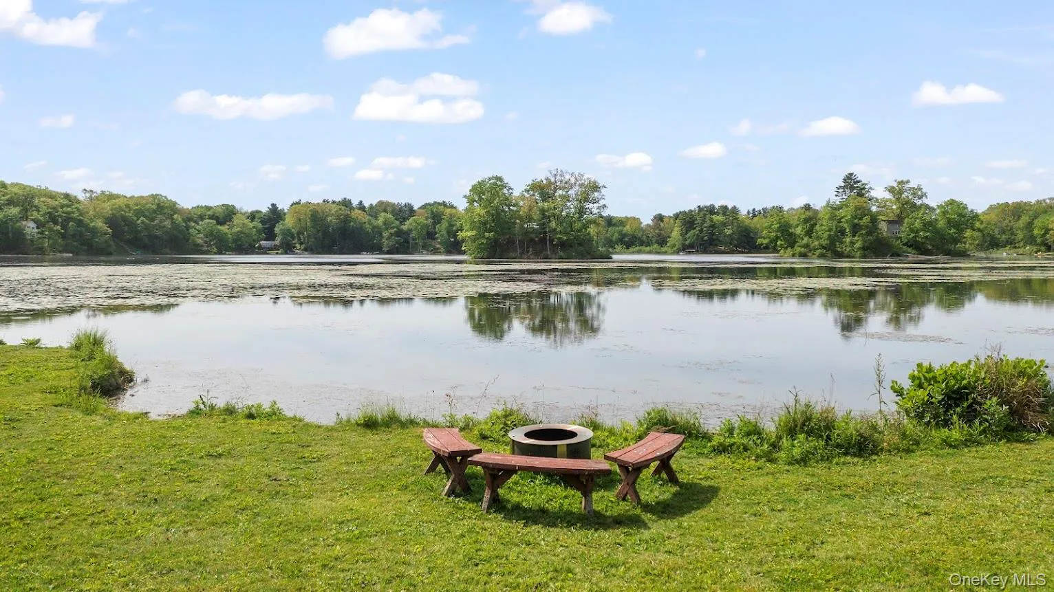608 Lake Road, Pine Plains, NY, 3 Bedrooms Bedrooms, 8 Rooms Rooms,2 BathroomsBathrooms,Residential,For Rent,Lake,0,1005311 608 Lake Road, Pine Plains, NY, 3 Bedrooms Bedrooms, 8 Rooms Rooms,2 BathroomsBathrooms,Residential,For Rent,Lake,0,1005311