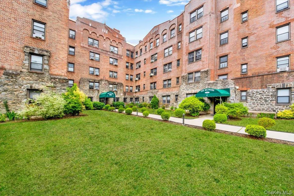 4784 Boston Post Road, Pelham, NY, 1 Bedroom Bedrooms, 3 Rooms Rooms,1 BathroomBathrooms,Residential,For Rent,Boston Post,0,1005317 4784 Boston Post Road, Pelham, NY, 1 Bedroom Bedrooms, 3 Rooms Rooms,1 BathroomBathrooms,Residential,For Rent,Boston Post,0,1005317