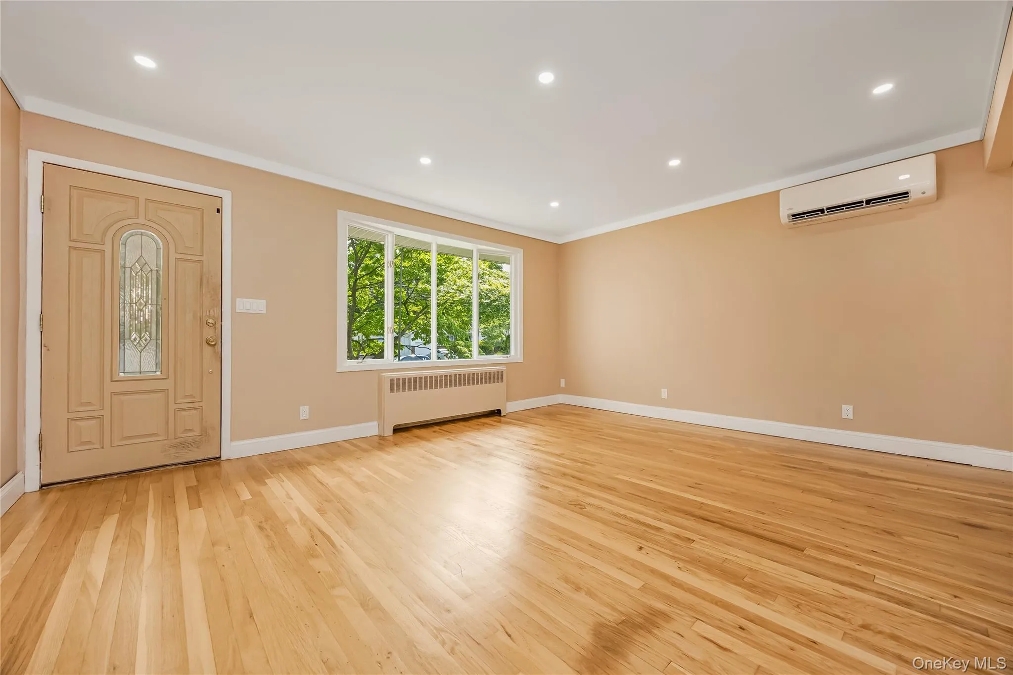 233 Walnut Street, Oyster Bay, NY, 5 Bedrooms Bedrooms, 8 Rooms Rooms,2 BathroomsBathrooms,Residential,For Rent,Walnut,0,1005318 233 Walnut Street, Oyster Bay, NY, 5 Bedrooms Bedrooms, 8 Rooms Rooms,2 BathroomsBathrooms,Residential,For Rent,Walnut,0,1005318