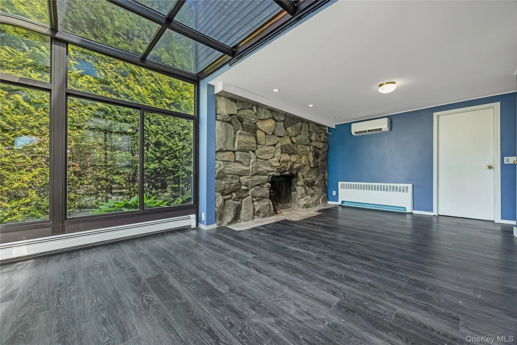 233 Walnut Street, Oyster Bay, NY, 5 Bedrooms Bedrooms, 8 Rooms Rooms,2 BathroomsBathrooms,Residential,For Rent,Walnut,0,1005318 233 Walnut Street, Oyster Bay, NY, 5 Bedrooms Bedrooms, 8 Rooms Rooms,2 BathroomsBathrooms,Residential,For Rent,Walnut,0,1005318