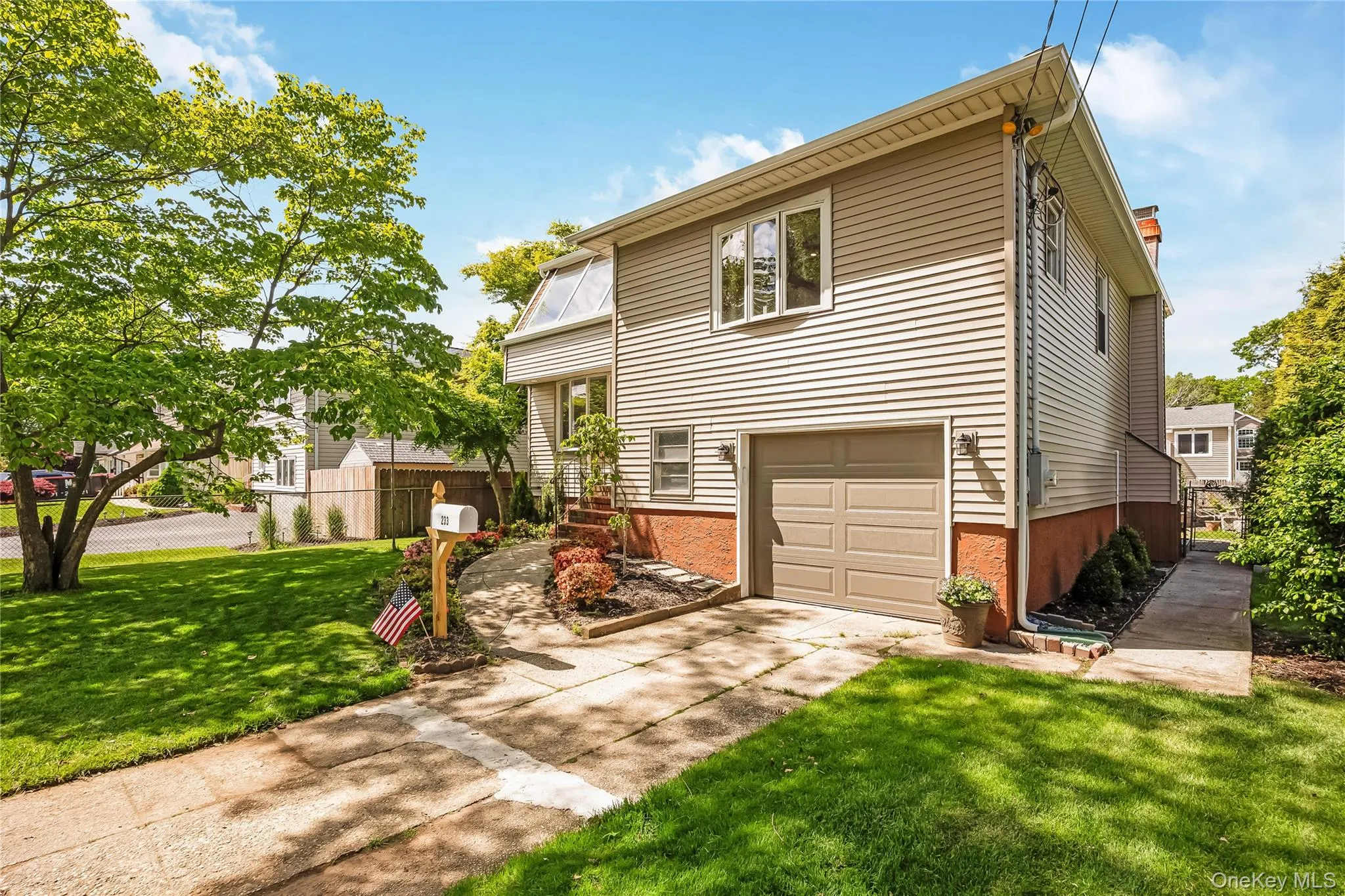 233 Walnut Street, Oyster Bay, NY, 5 Bedrooms Bedrooms, 8 Rooms Rooms,2 BathroomsBathrooms,Residential,For Rent,Walnut,0,1005318 233 Walnut Street, Oyster Bay, NY, 5 Bedrooms Bedrooms, 8 Rooms Rooms,2 BathroomsBathrooms,Residential,For Rent,Walnut,0,1005318