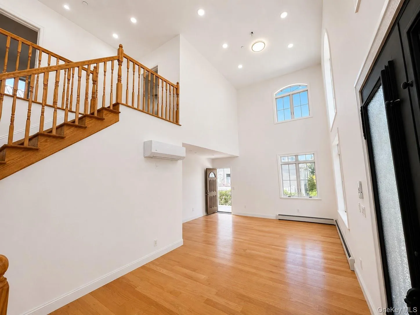 3646 205th Street, New York, NY, 4 Bedrooms Bedrooms, 8 Rooms Rooms,4 BathroomsBathrooms,Residential,For Rent,205th,0,1005322 3646 205th Street, New York, NY, 4 Bedrooms Bedrooms, 8 Rooms Rooms,4 BathroomsBathrooms,Residential,For Rent,205th,0,1005322