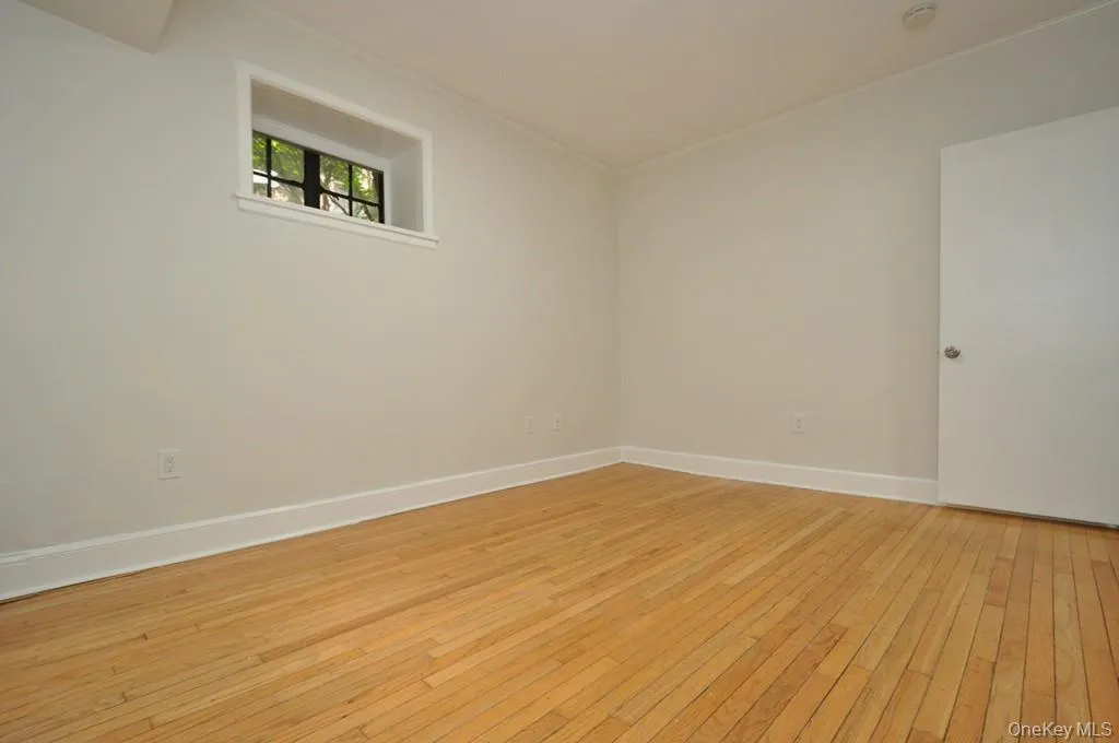 155 Garth Road, Eastchester, NY, 1 Bedroom Bedrooms, 2 Rooms Rooms,1 BathroomBathrooms,Residential Lease,For Rent,Garth,0,1005323 155 Garth Road, Eastchester, NY, 1 Bedroom Bedrooms, 2 Rooms Rooms,1 BathroomBathrooms,Residential Lease,For Rent,Garth,0,1005323