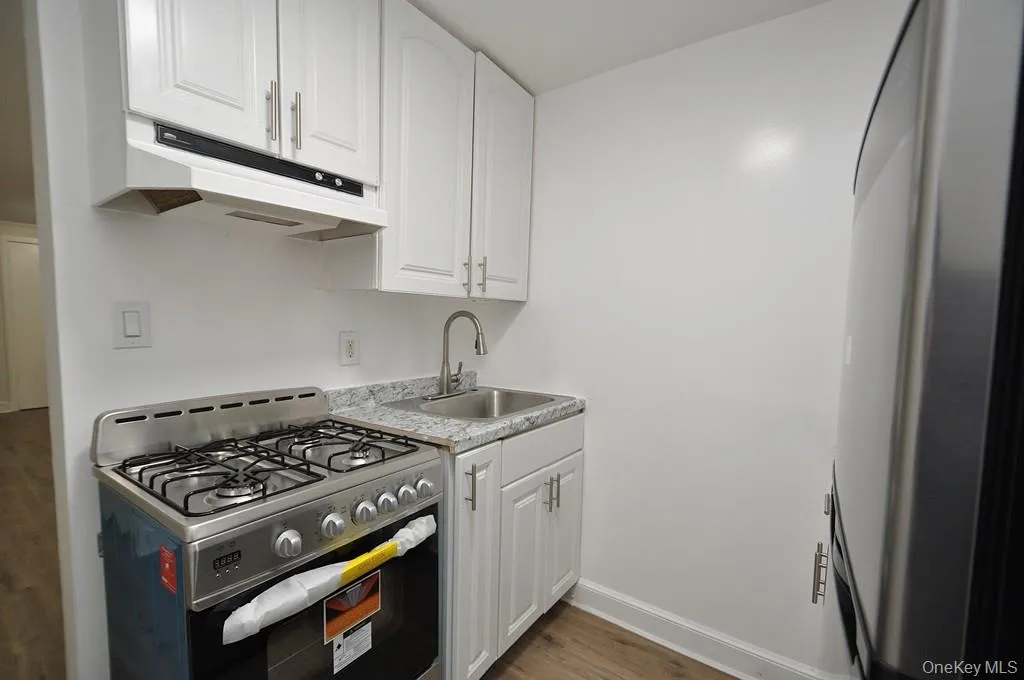 155 Garth Road, Eastchester, NY, 1 Bedroom Bedrooms, 2 Rooms Rooms,1 BathroomBathrooms,Residential Lease,For Rent,Garth,0,1005323 155 Garth Road, Eastchester, NY, 1 Bedroom Bedrooms, 2 Rooms Rooms,1 BathroomBathrooms,Residential Lease,For Rent,Garth,0,1005323
