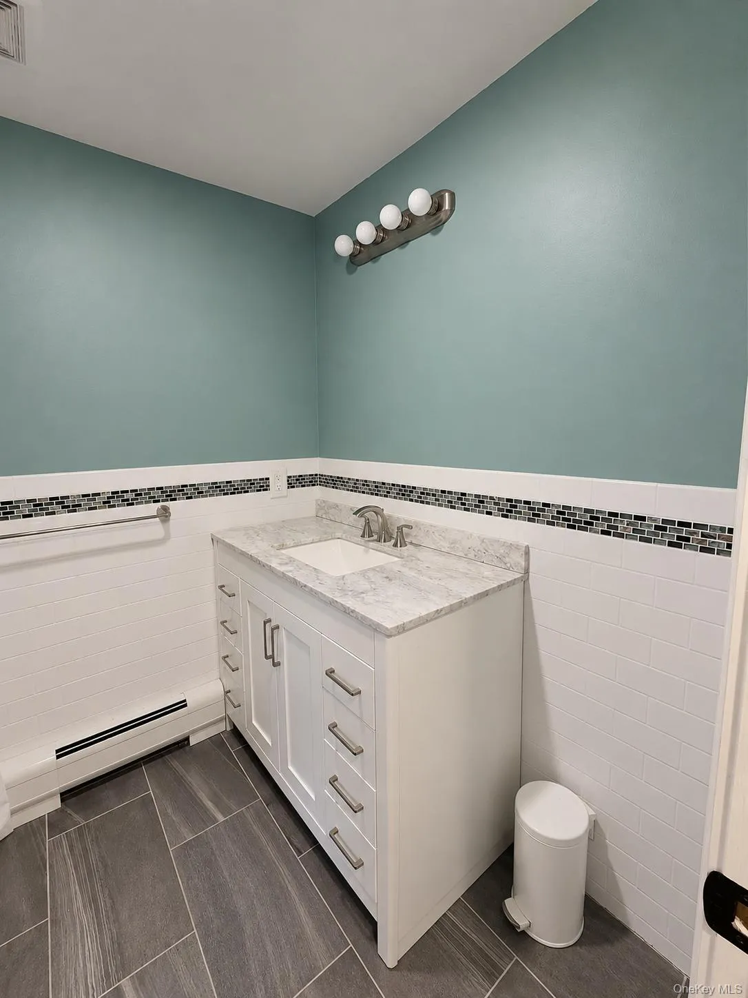 248 Highland Avenue, Ramapo, NY, 3 Bedrooms Bedrooms, 6 Rooms Rooms,2 BathroomsBathrooms,Residential,For Rent,Highland,0,1005325 248 Highland Avenue, Ramapo, NY, 3 Bedrooms Bedrooms, 6 Rooms Rooms,2 BathroomsBathrooms,Residential,For Rent,Highland,0,1005325