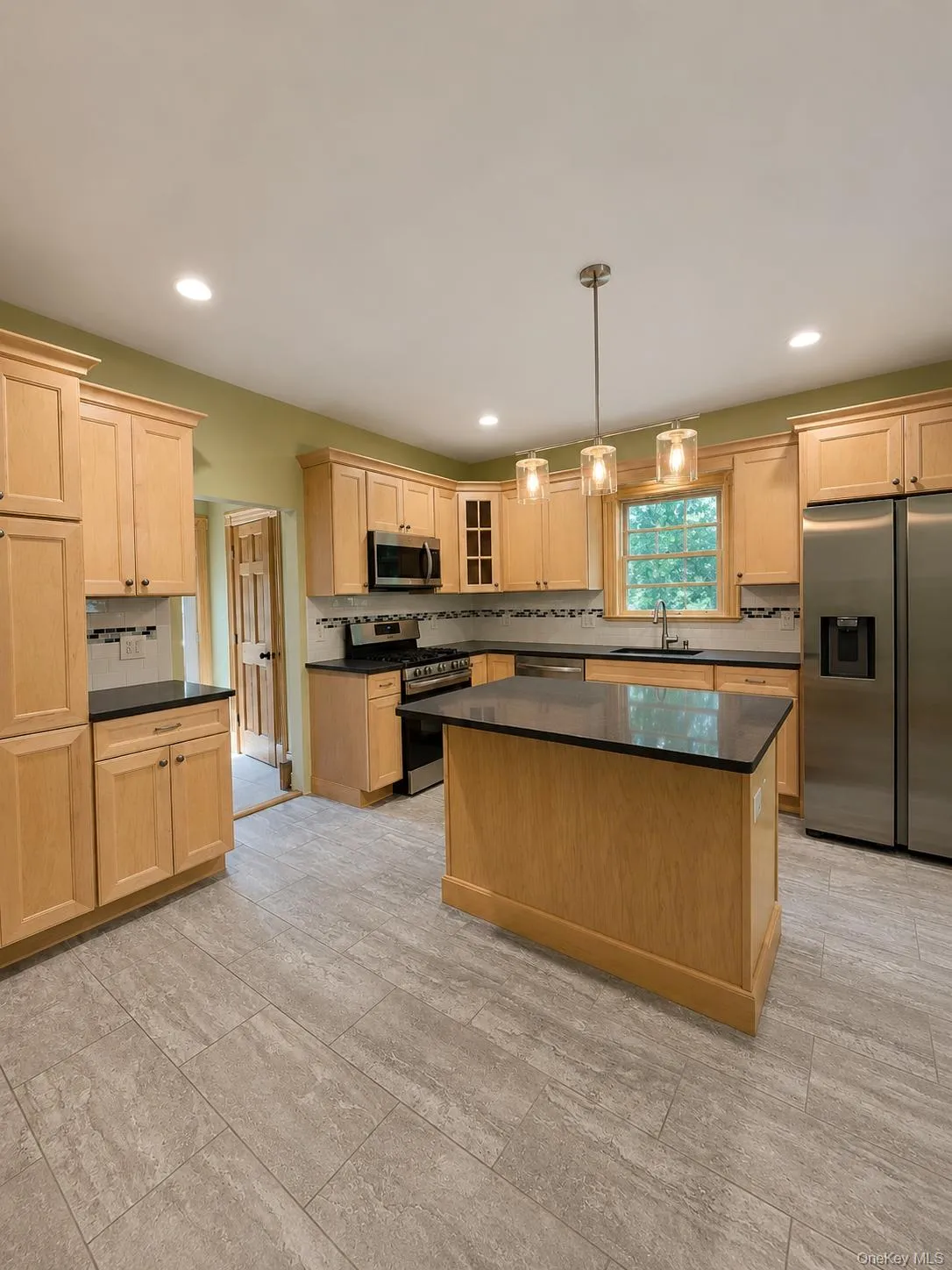 248 Highland Avenue, Ramapo, NY, 3 Bedrooms Bedrooms, 6 Rooms Rooms,2 BathroomsBathrooms,Residential,For Rent,Highland,0,1005325 248 Highland Avenue, Ramapo, NY, 3 Bedrooms Bedrooms, 6 Rooms Rooms,2 BathroomsBathrooms,Residential,For Rent,Highland,0,1005325