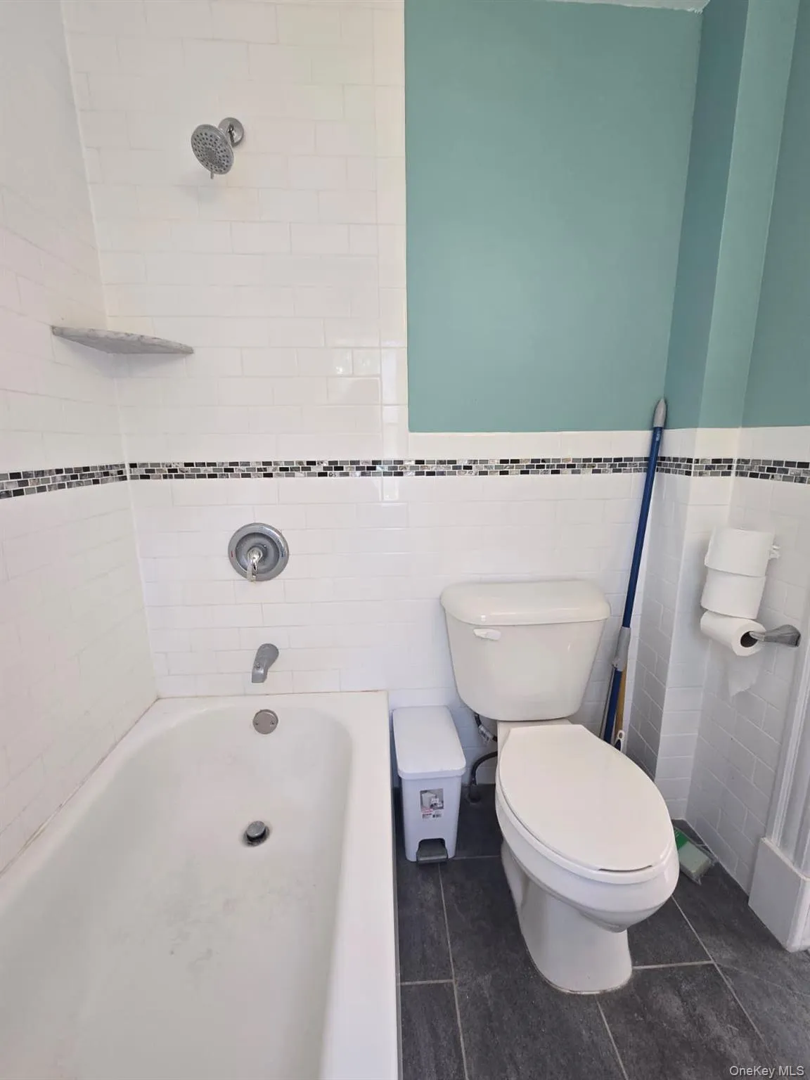 248 Highland Avenue, Ramapo, NY, 3 Bedrooms Bedrooms, 6 Rooms Rooms,2 BathroomsBathrooms,Residential,For Rent,Highland,0,1005325 248 Highland Avenue, Ramapo, NY, 3 Bedrooms Bedrooms, 6 Rooms Rooms,2 BathroomsBathrooms,Residential,For Rent,Highland,0,1005325