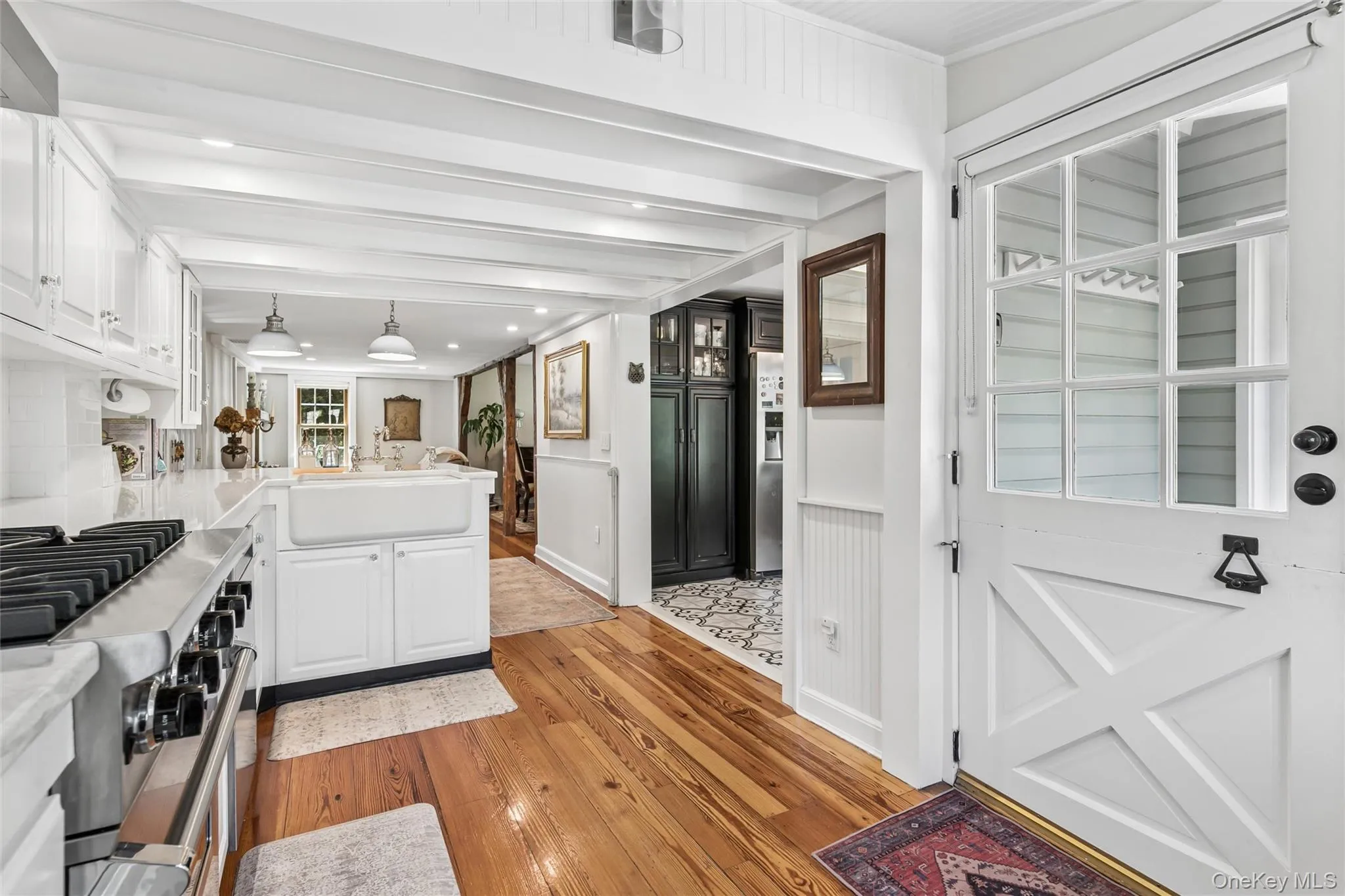 29 Three Sisters Road, Smithtown, NY, 4 Bedrooms Bedrooms, 9 Rooms Rooms,3 BathroomsBathrooms,Residential,For Rent,Three Sisters,0,1005328 29 Three Sisters Road, Smithtown, NY, 4 Bedrooms Bedrooms, 9 Rooms Rooms,3 BathroomsBathrooms,Residential,For Rent,Three Sisters,0,1005328