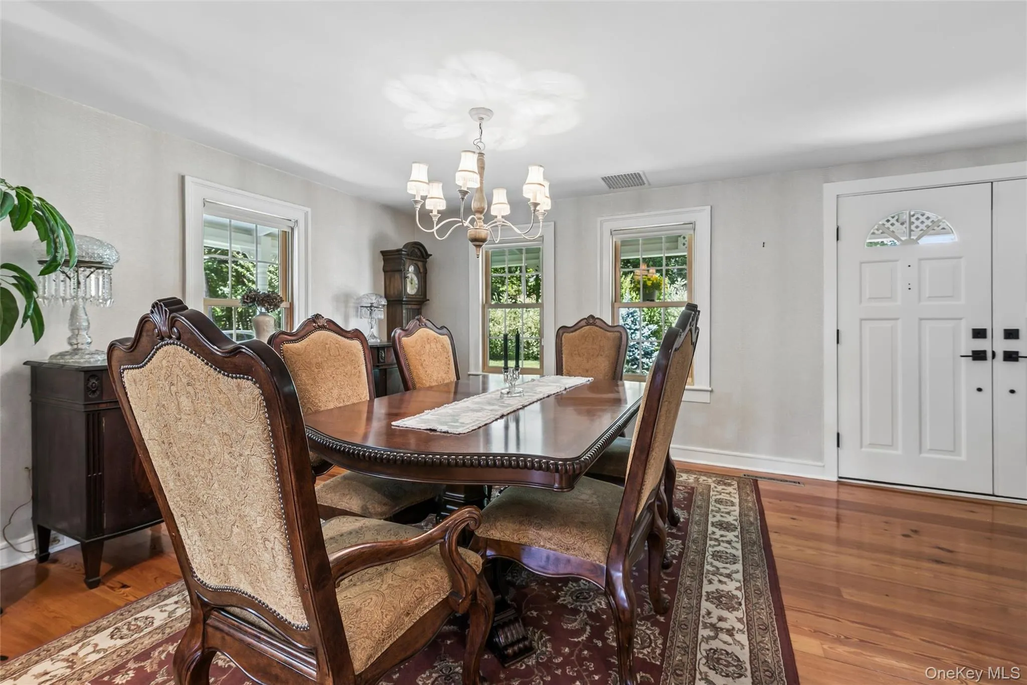 29 Three Sisters Road, Smithtown, NY, 4 Bedrooms Bedrooms, 9 Rooms Rooms,3 BathroomsBathrooms,Residential,For Rent,Three Sisters,0,1005328 29 Three Sisters Road, Smithtown, NY, 4 Bedrooms Bedrooms, 9 Rooms Rooms,3 BathroomsBathrooms,Residential,For Rent,Three Sisters,0,1005328