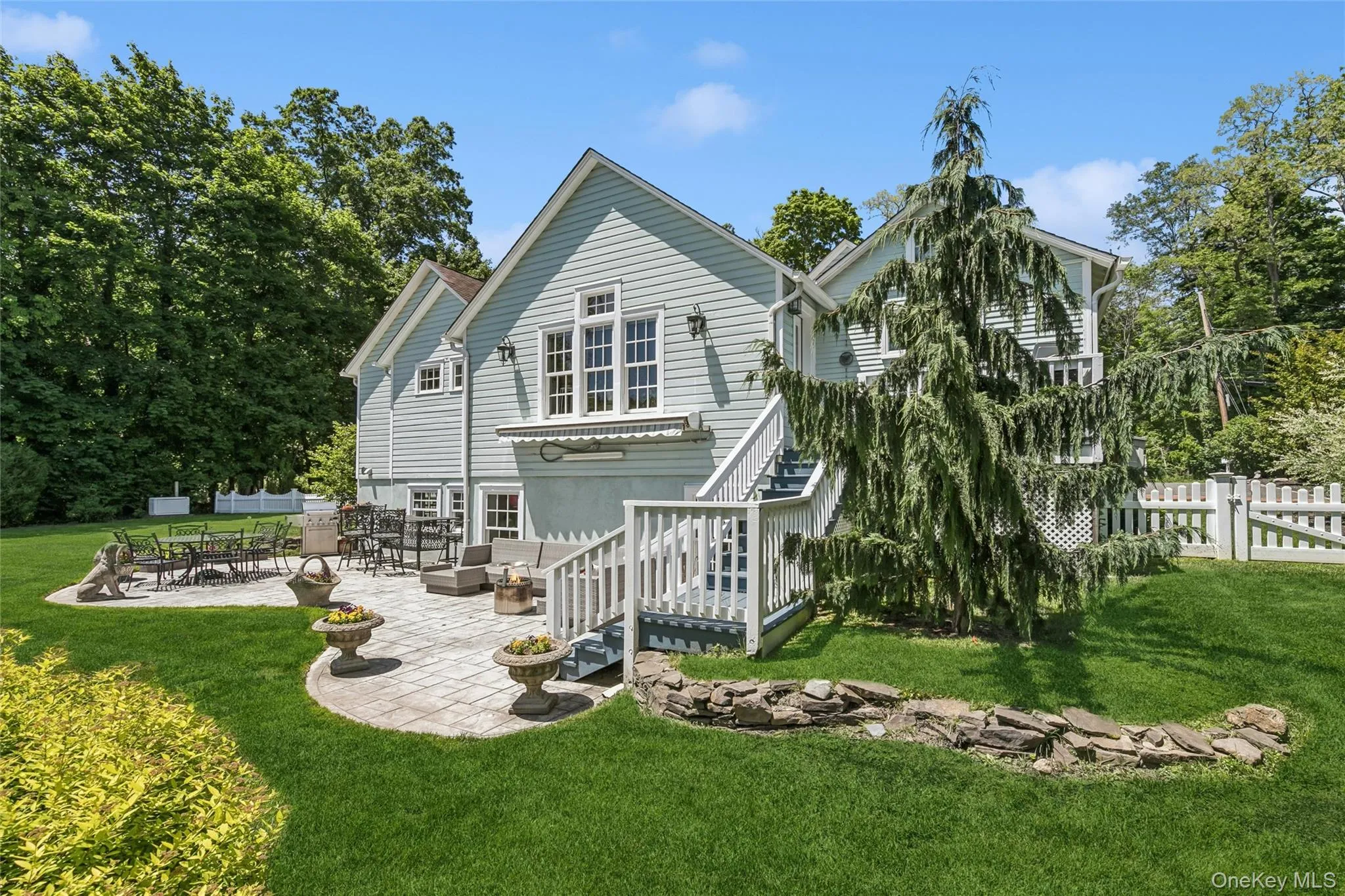 29 Three Sisters Road, Smithtown, NY, 4 Bedrooms Bedrooms, 9 Rooms Rooms,3 BathroomsBathrooms,Residential,For Rent,Three Sisters,0,1005328 29 Three Sisters Road, Smithtown, NY, 4 Bedrooms Bedrooms, 9 Rooms Rooms,3 BathroomsBathrooms,Residential,For Rent,Three Sisters,0,1005328