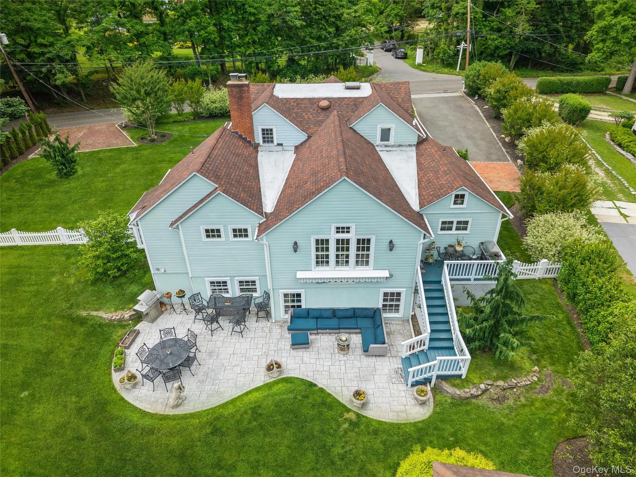 29 Three Sisters Road, Smithtown, NY, 4 Bedrooms Bedrooms, 9 Rooms Rooms,3 BathroomsBathrooms,Residential,For Rent,Three Sisters,0,1005328 29 Three Sisters Road, Smithtown, NY, 4 Bedrooms Bedrooms, 9 Rooms Rooms,3 BathroomsBathrooms,Residential,For Rent,Three Sisters,0,1005328
