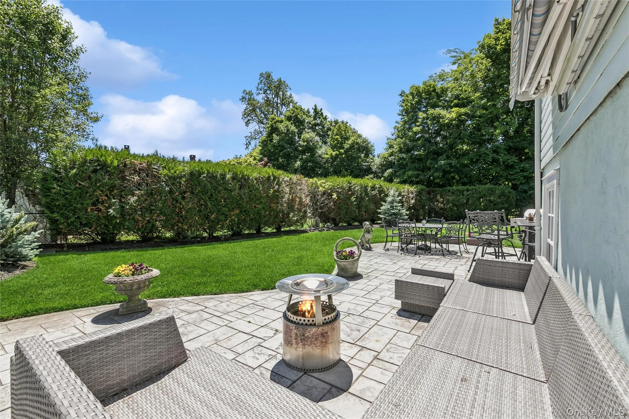 29 Three Sisters Road, Smithtown, NY, 4 Bedrooms Bedrooms, 9 Rooms Rooms,3 BathroomsBathrooms,Residential,For Rent,Three Sisters,0,1005328 29 Three Sisters Road, Smithtown, NY, 4 Bedrooms Bedrooms, 9 Rooms Rooms,3 BathroomsBathrooms,Residential,For Rent,Three Sisters,0,1005328