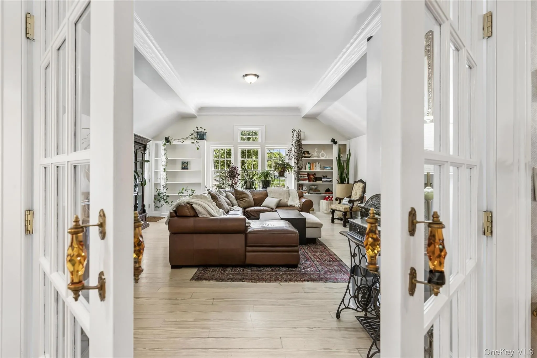 29 Three Sisters Road, Smithtown, NY, 4 Bedrooms Bedrooms, 9 Rooms Rooms,3 BathroomsBathrooms,Residential,For Rent,Three Sisters,0,1005328 29 Three Sisters Road, Smithtown, NY, 4 Bedrooms Bedrooms, 9 Rooms Rooms,3 BathroomsBathrooms,Residential,For Rent,Three Sisters,0,1005328