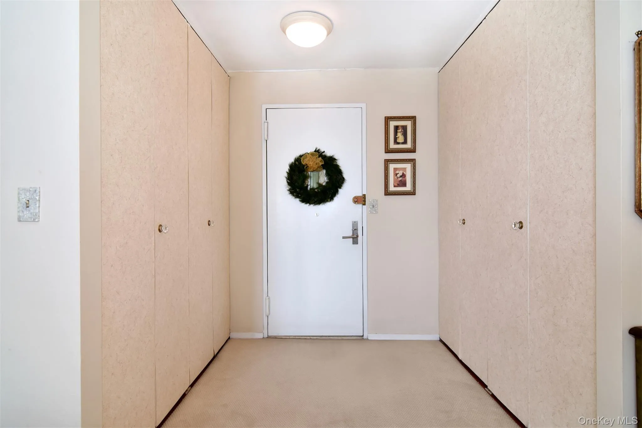 Spacious Foyer with Huge Closets on Both Sides Spacious Foyer with Huge Closets on Both Sides