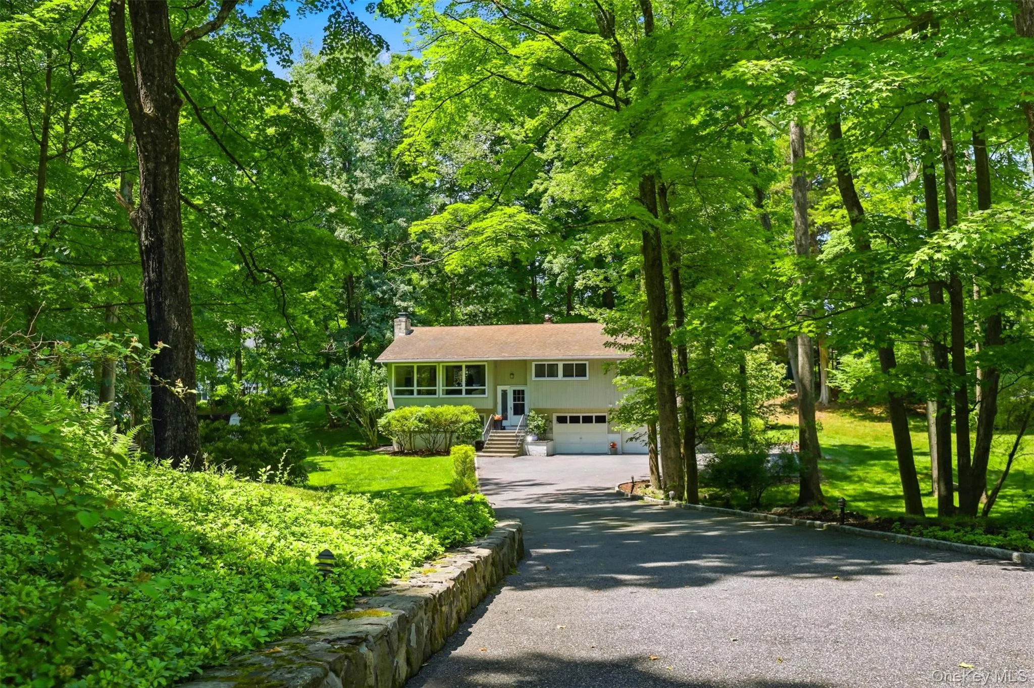 370 Furnace Dock Road, Cortlandt, NY, 3 Bedrooms Bedrooms, 7 Rooms Rooms,3 BathroomsBathrooms,Residential,For Rent,Furnace Dock,0,1005331 370 Furnace Dock Road, Cortlandt, NY, 3 Bedrooms Bedrooms, 7 Rooms Rooms,3 BathroomsBathrooms,Residential,For Rent,Furnace Dock,0,1005331