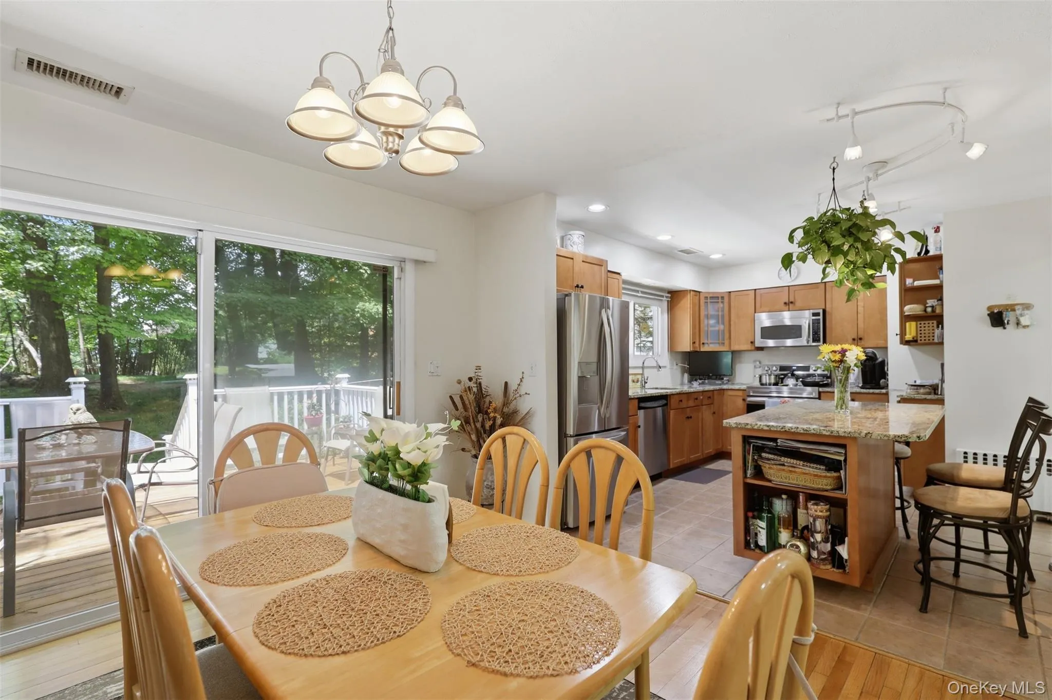 370 Furnace Dock Road, Cortlandt, NY, 3 Bedrooms Bedrooms, 7 Rooms Rooms,3 BathroomsBathrooms,Residential,For Rent,Furnace Dock,0,1005331 370 Furnace Dock Road, Cortlandt, NY, 3 Bedrooms Bedrooms, 7 Rooms Rooms,3 BathroomsBathrooms,Residential,For Rent,Furnace Dock,0,1005331
