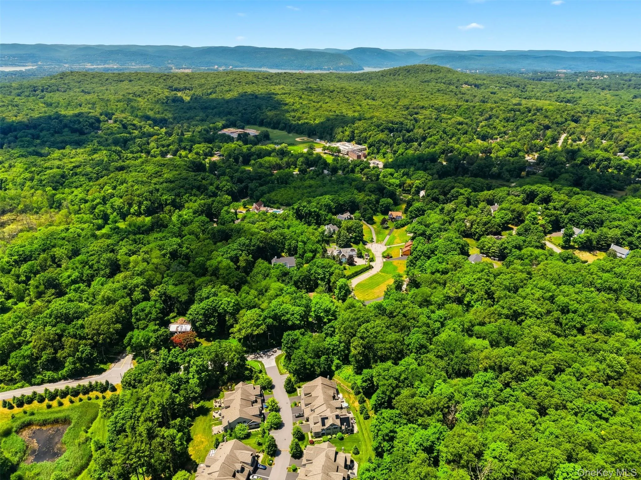 370 Furnace Dock Road, Cortlandt, NY, 3 Bedrooms Bedrooms, 7 Rooms Rooms,3 BathroomsBathrooms,Residential,For Rent,Furnace Dock,0,1005331 370 Furnace Dock Road, Cortlandt, NY, 3 Bedrooms Bedrooms, 7 Rooms Rooms,3 BathroomsBathrooms,Residential,For Rent,Furnace Dock,0,1005331