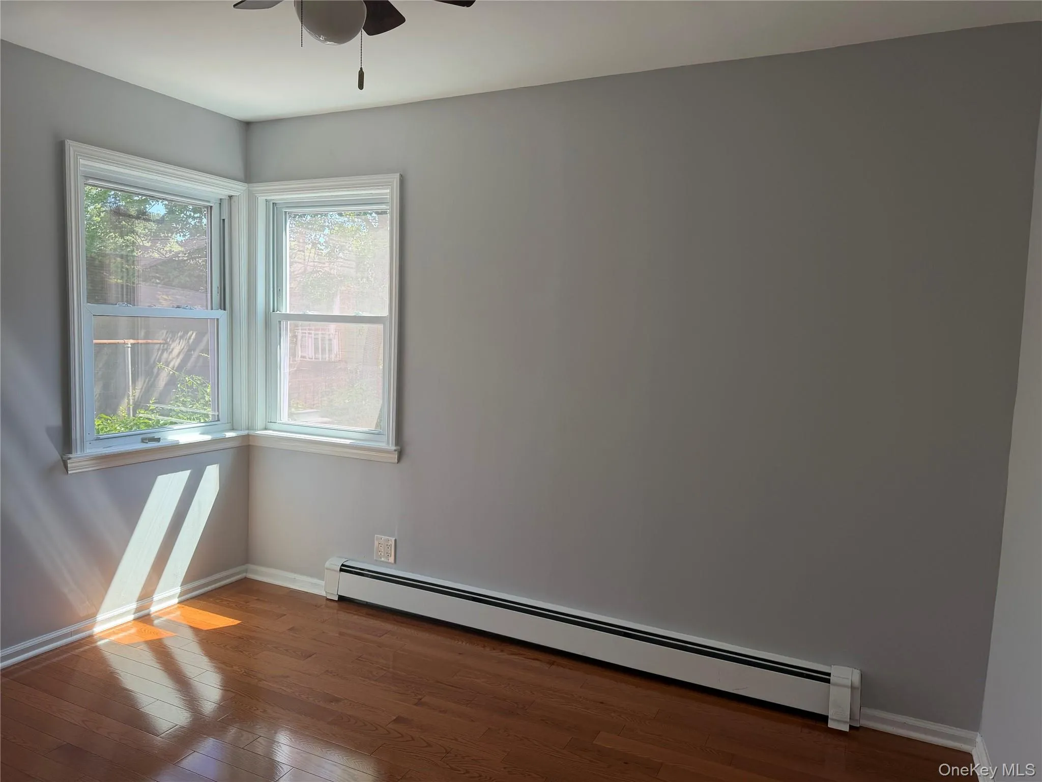 231-10 145 Avenue, New York, NY, 3 Bedrooms Bedrooms, 5 Rooms Rooms,1 BathroomBathrooms,Residential Lease,For Rent,145,0,1005335 231-10 145 Avenue, New York, NY, 3 Bedrooms Bedrooms, 5 Rooms Rooms,1 BathroomBathrooms,Residential Lease,For Rent,145,0,1005335