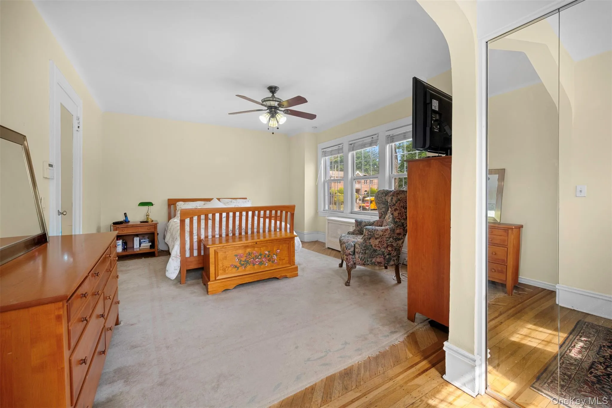51 Maple Drive, North Hempstead, NY, 3 Bedrooms Bedrooms, 8 Rooms Rooms,2 BathroomsBathrooms,Residential,For Rent,Maple,0,1005336 51 Maple Drive, North Hempstead, NY, 3 Bedrooms Bedrooms, 8 Rooms Rooms,2 BathroomsBathrooms,Residential,For Rent,Maple,0,1005336