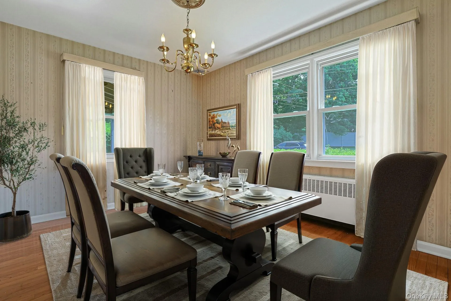 virtually staged dining room virtually staged dining room