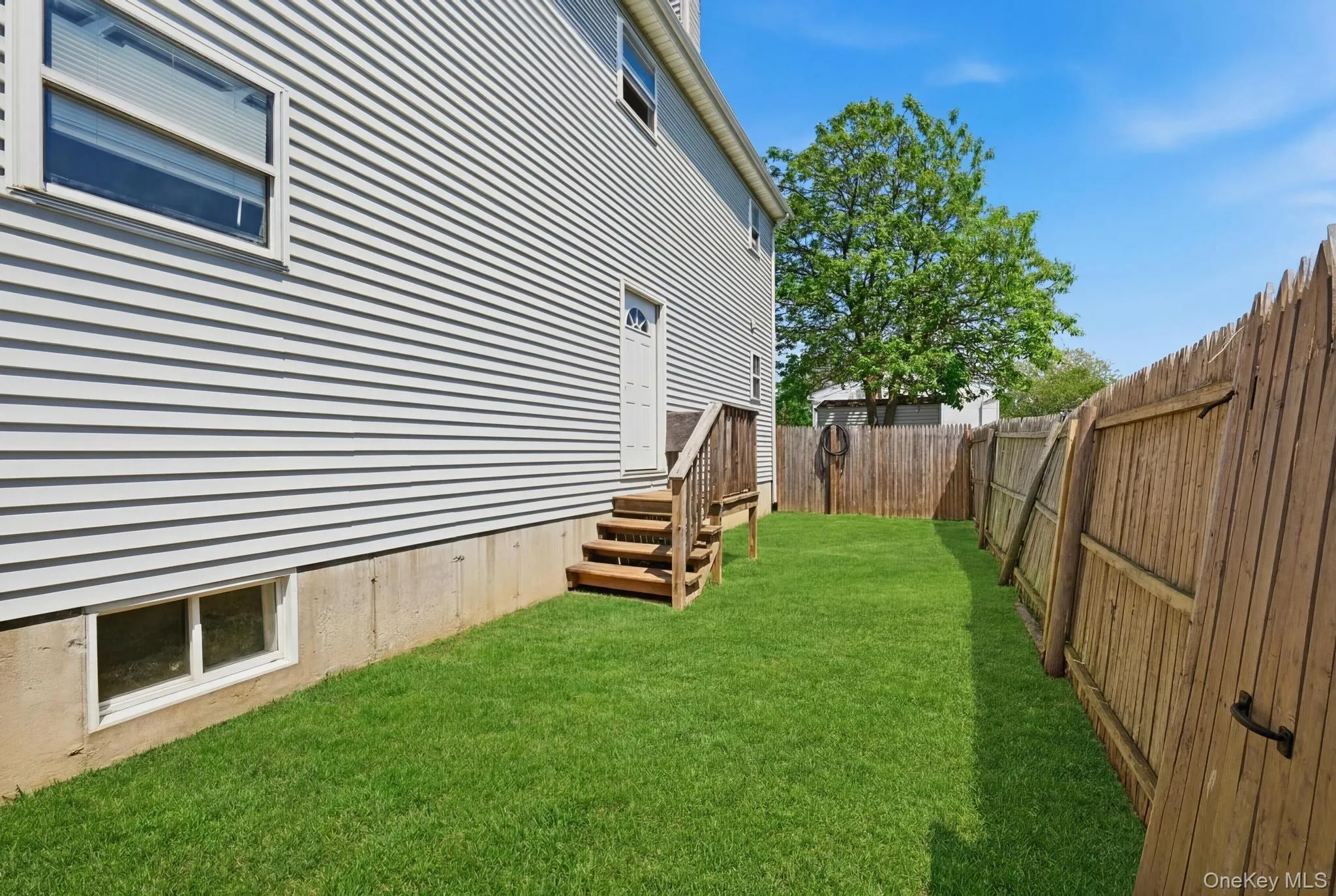 390 Atlantic Street, Babylon, NY, 6 Bedrooms Bedrooms, 8 Rooms Rooms,2 BathroomsBathrooms,Residential,For Rent,Atlantic,0,1005346 390 Atlantic Street, Babylon, NY, 6 Bedrooms Bedrooms, 8 Rooms Rooms,2 BathroomsBathrooms,Residential,For Rent,Atlantic,0,1005346