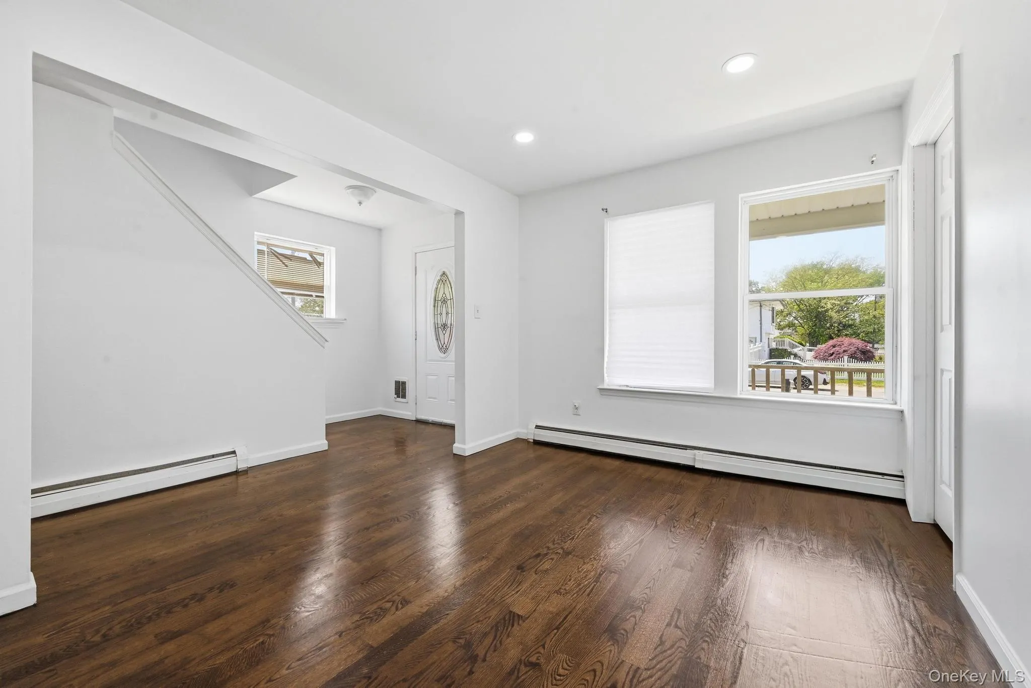 390 Atlantic Street, Babylon, NY, 6 Bedrooms Bedrooms, 8 Rooms Rooms,2 BathroomsBathrooms,Residential,For Rent,Atlantic,0,1005346 390 Atlantic Street, Babylon, NY, 6 Bedrooms Bedrooms, 8 Rooms Rooms,2 BathroomsBathrooms,Residential,For Rent,Atlantic,0,1005346