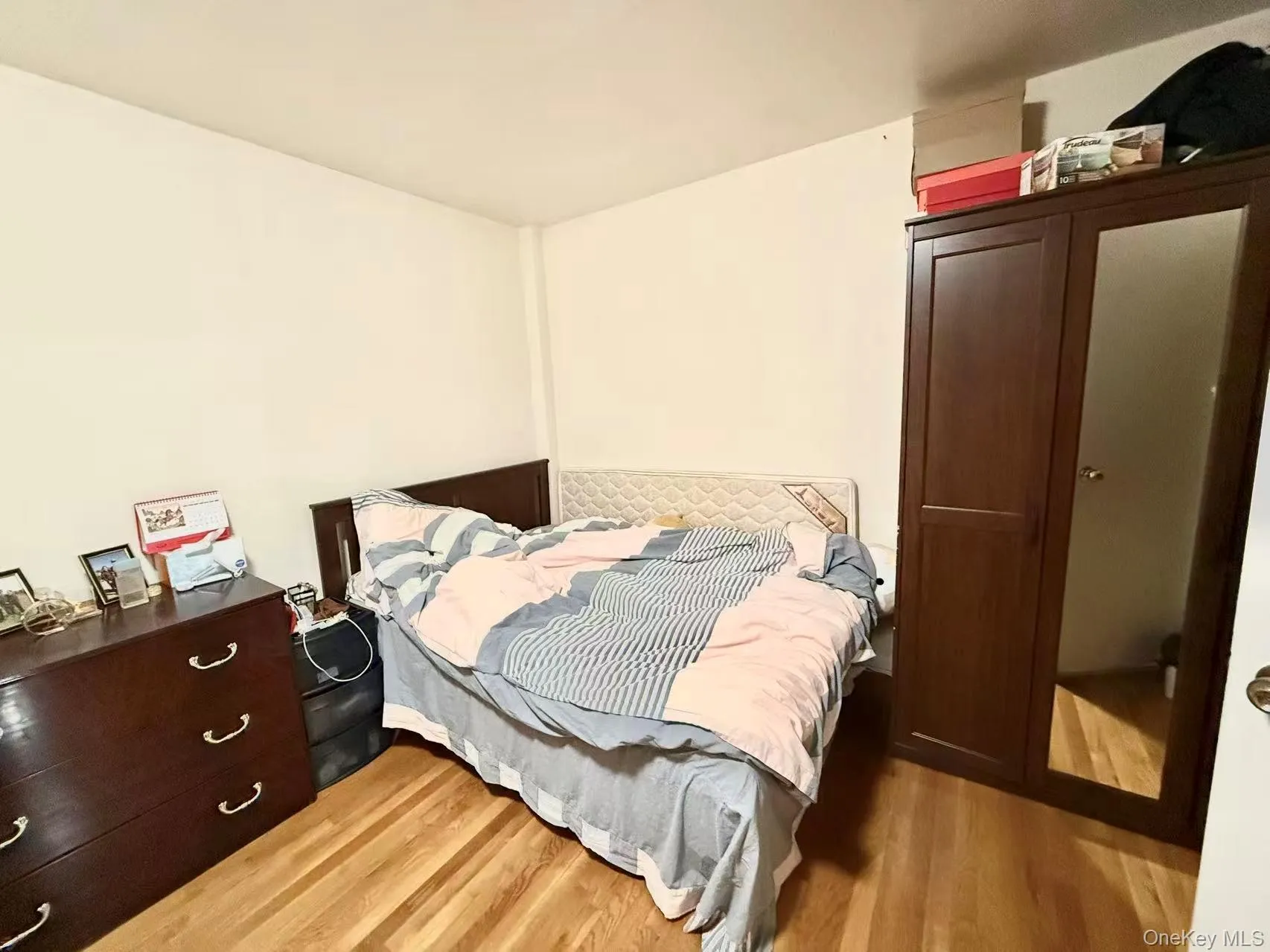 138-70 Elder Avenue, New York, NY, 2 Bedrooms Bedrooms, 6 Rooms Rooms,1 BathroomBathrooms,Residential,For Rent,Elder,0,1005348 138-70 Elder Avenue, New York, NY, 2 Bedrooms Bedrooms, 6 Rooms Rooms,1 BathroomBathrooms,Residential,For Rent,Elder,0,1005348